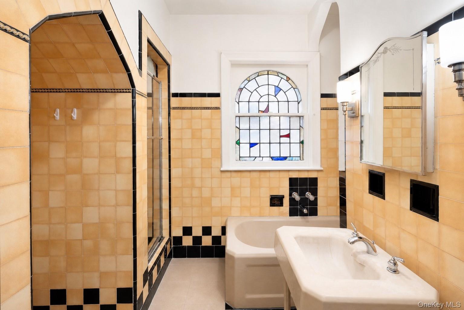 Single Family 28th Brooklyn, NY 11210, MLS-1013046-7