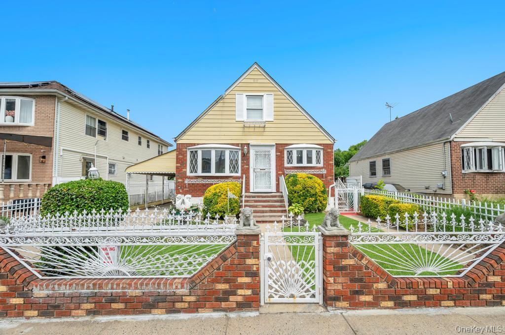 Single Family 169th Street Queens, NY 11434, MLS-1013059-2