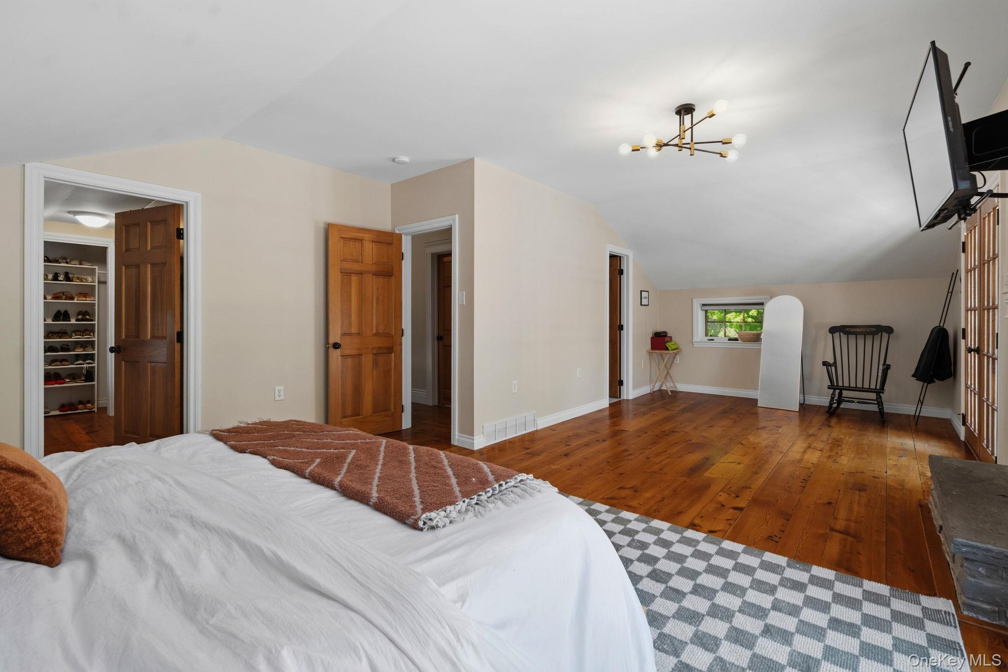 Single Family Grovenors Corners  Out Of Area, NY 12043, MLS-1013074-22