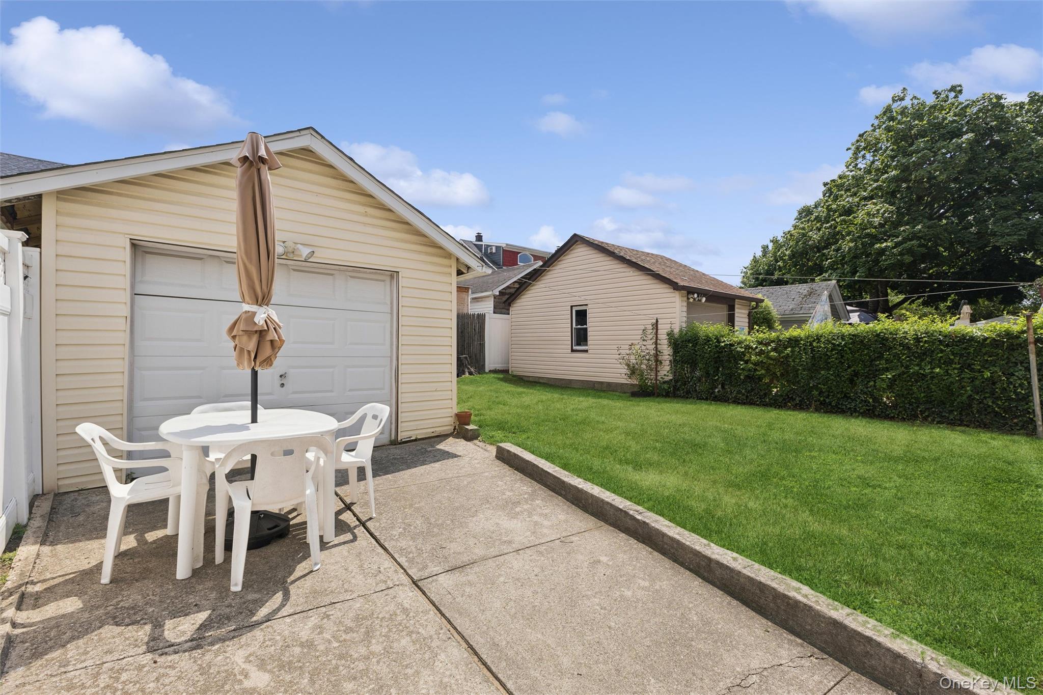 Single Family 201st Street  Queens, NY 11412, MLS-1013084-14