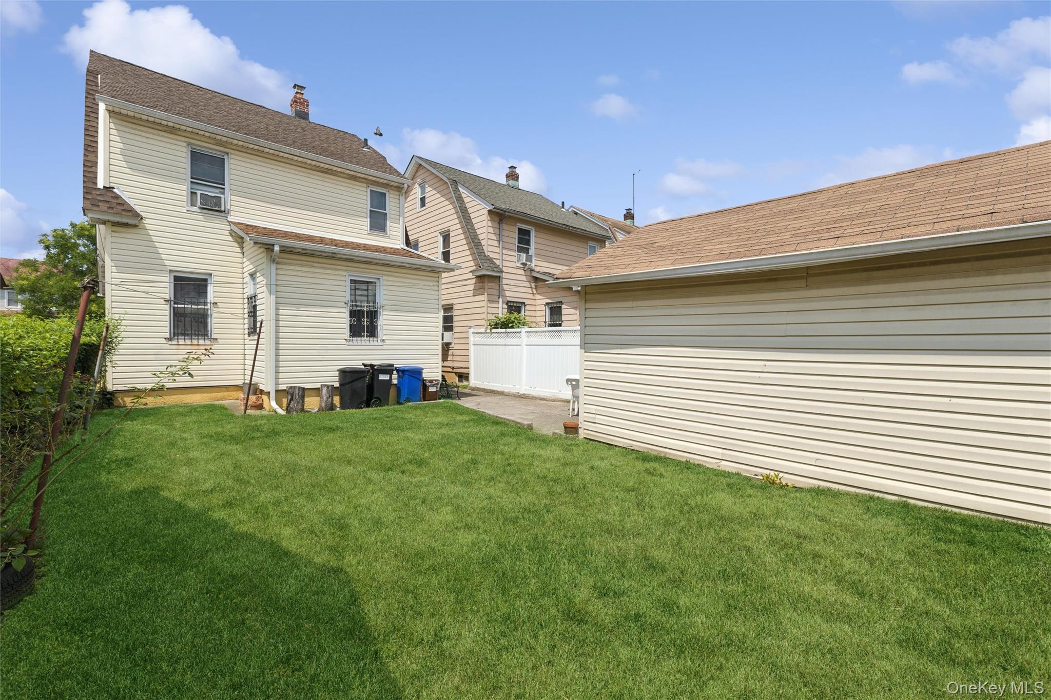 Single Family 201st Street  Queens, NY 11412, MLS-1013084-16