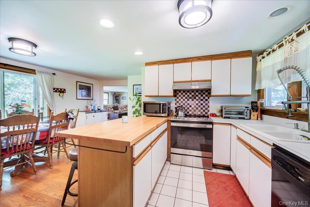 Single Family Woodlea Road Dutchess County, NY 12578, MLS-1013109-12