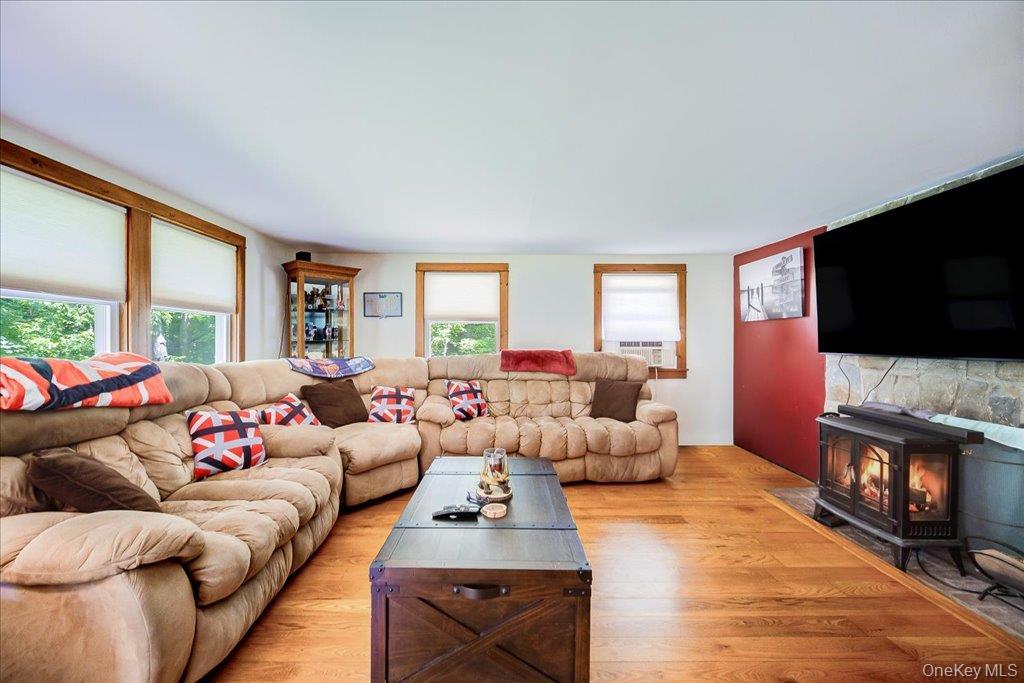 Single Family Woodlea Road Dutchess County, NY 12578, MLS-1013109-8
