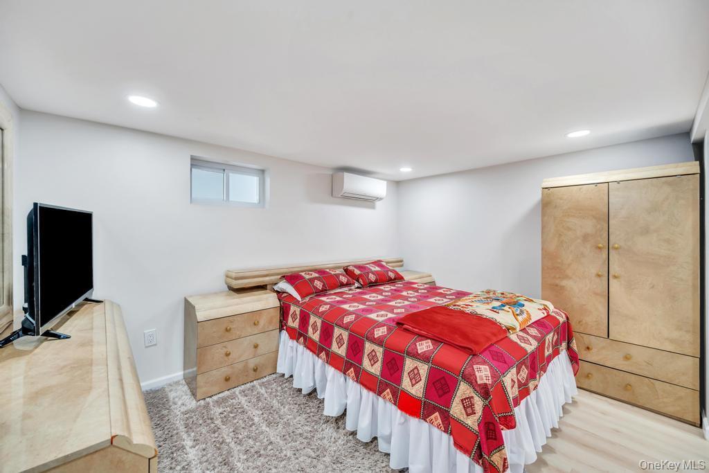 Single Family 232nd Queens, NY 11427, MLS-1013127-20