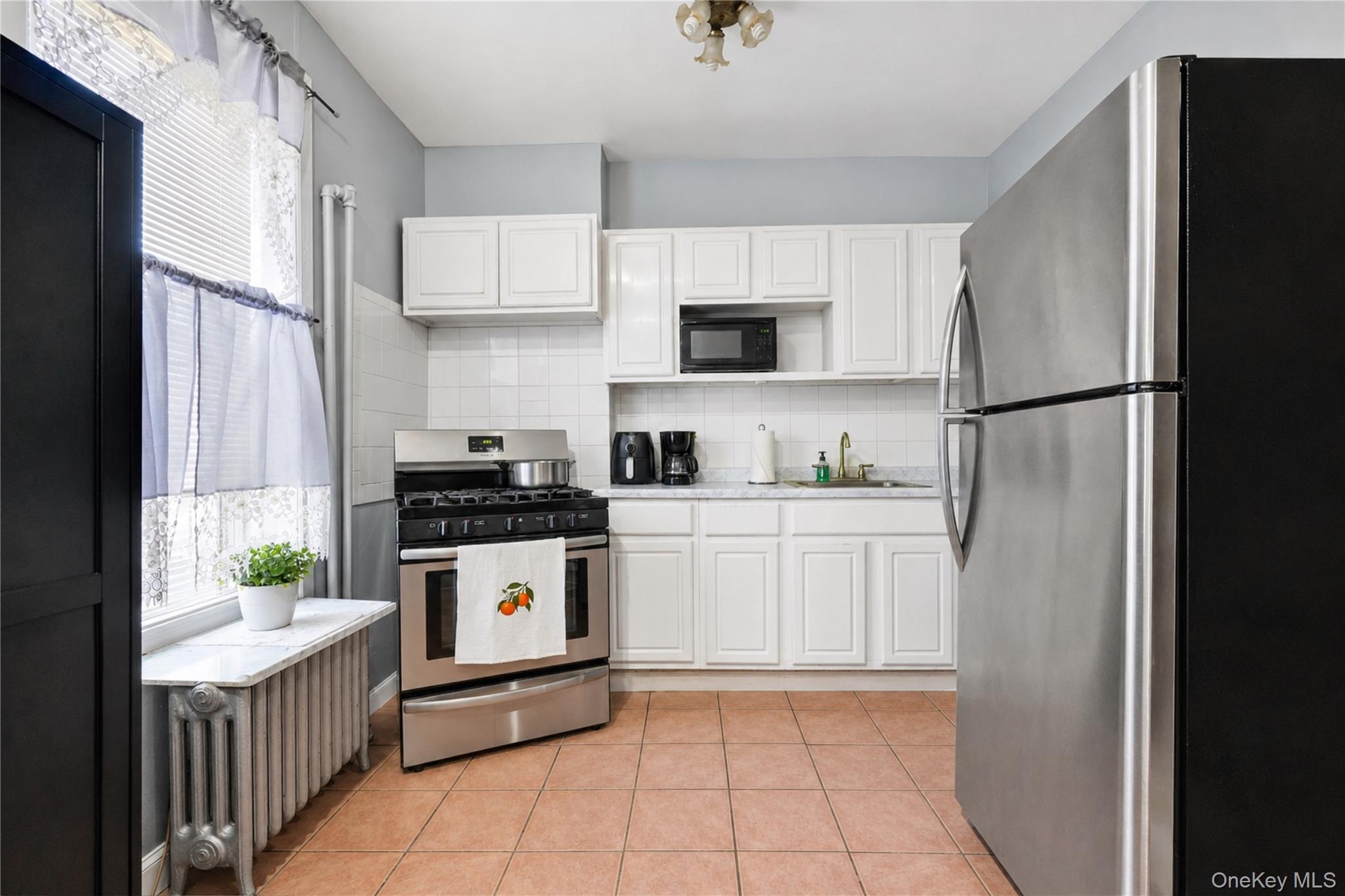 Single Family Hale Brooklyn, NY 11208, MLS-1013148-28