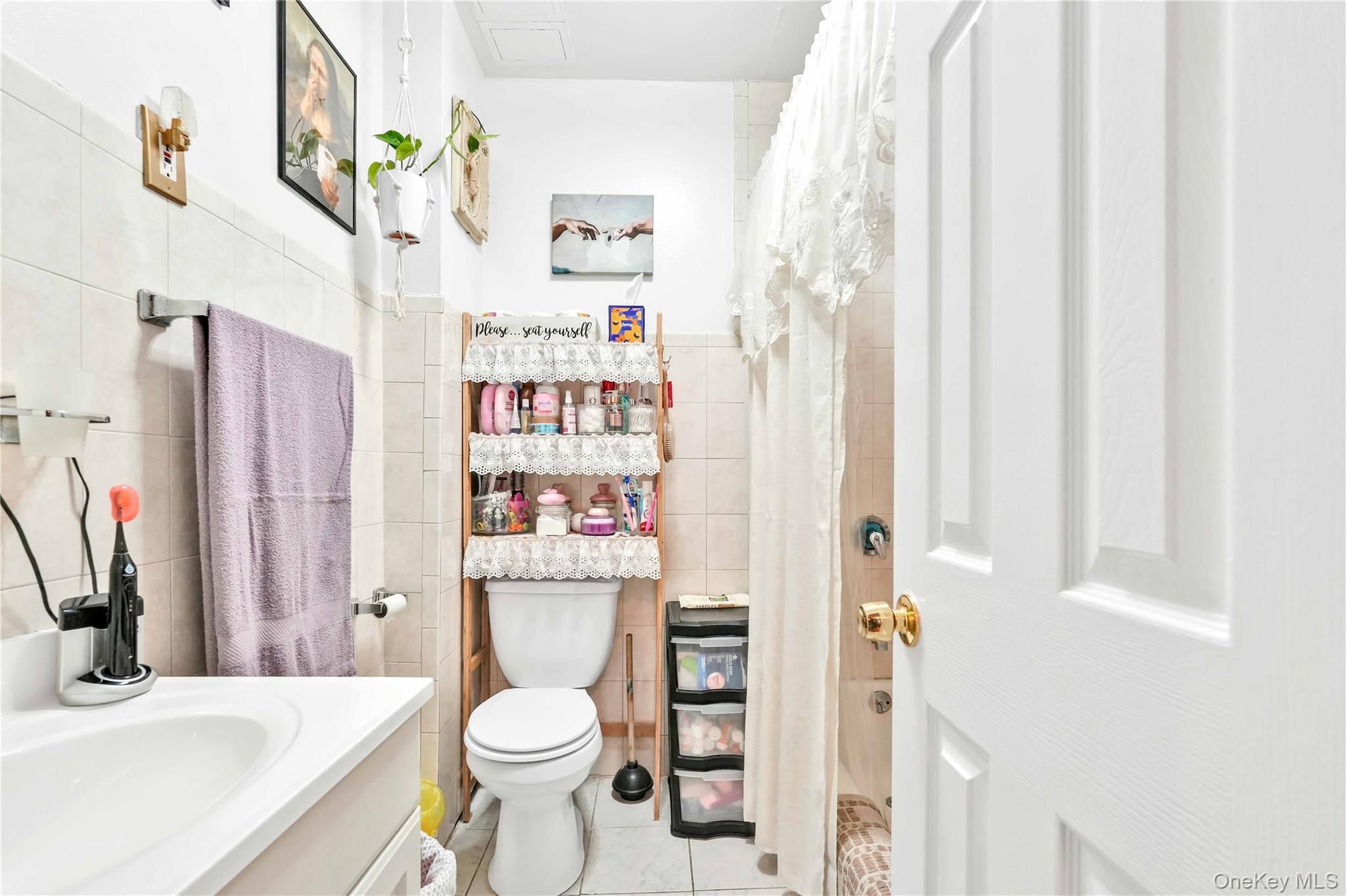 Single Family Hale Brooklyn, NY 11208, MLS-1013148-38