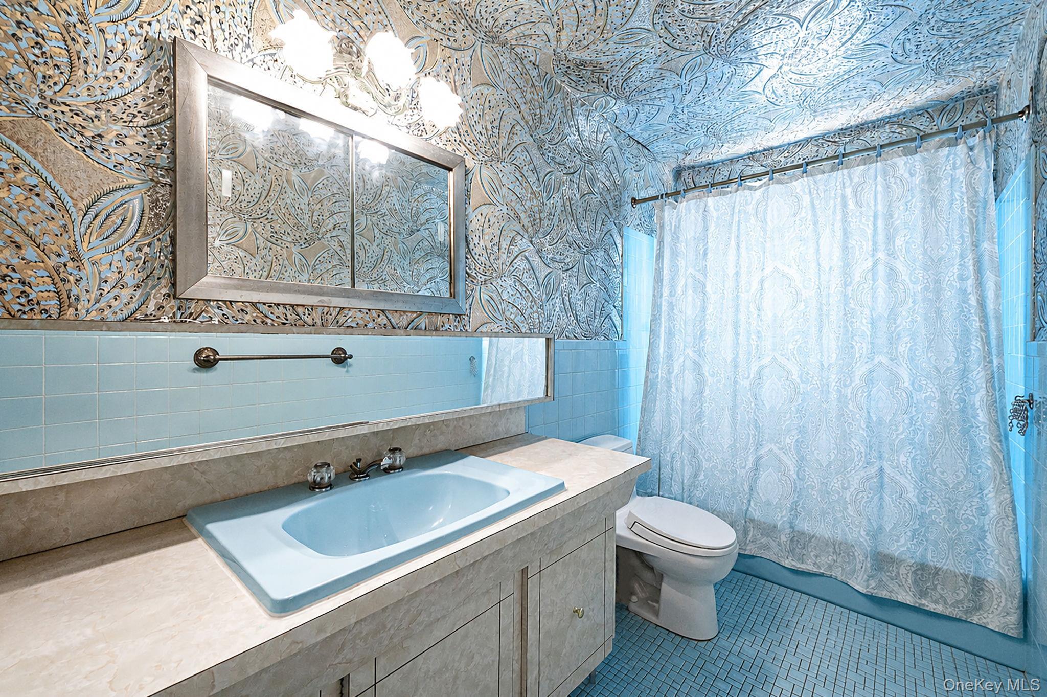 Single Family 27th Avenue  Queens, NY 11354, MLS-1013162-15