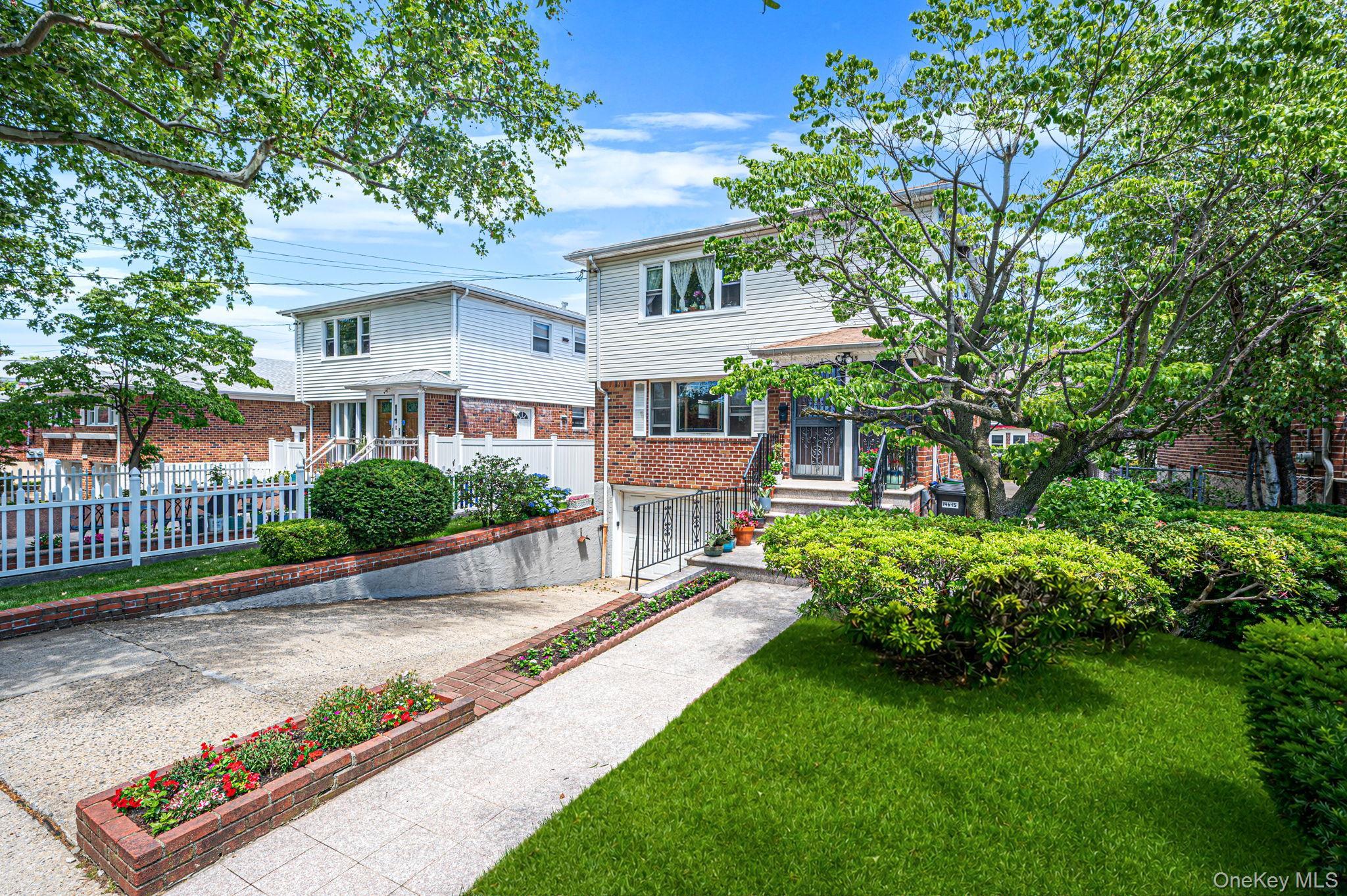 Single Family 27th Avenue  Queens, NY 11354, MLS-1013162-2