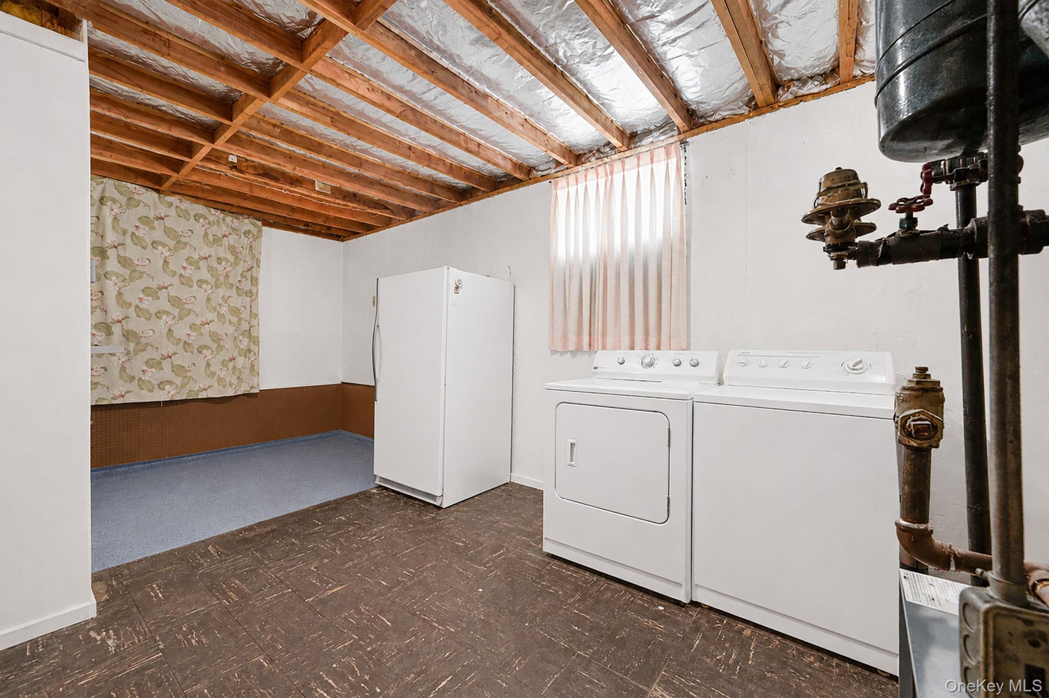 Single Family 27th Avenue  Queens, NY 11354, MLS-1013162-22