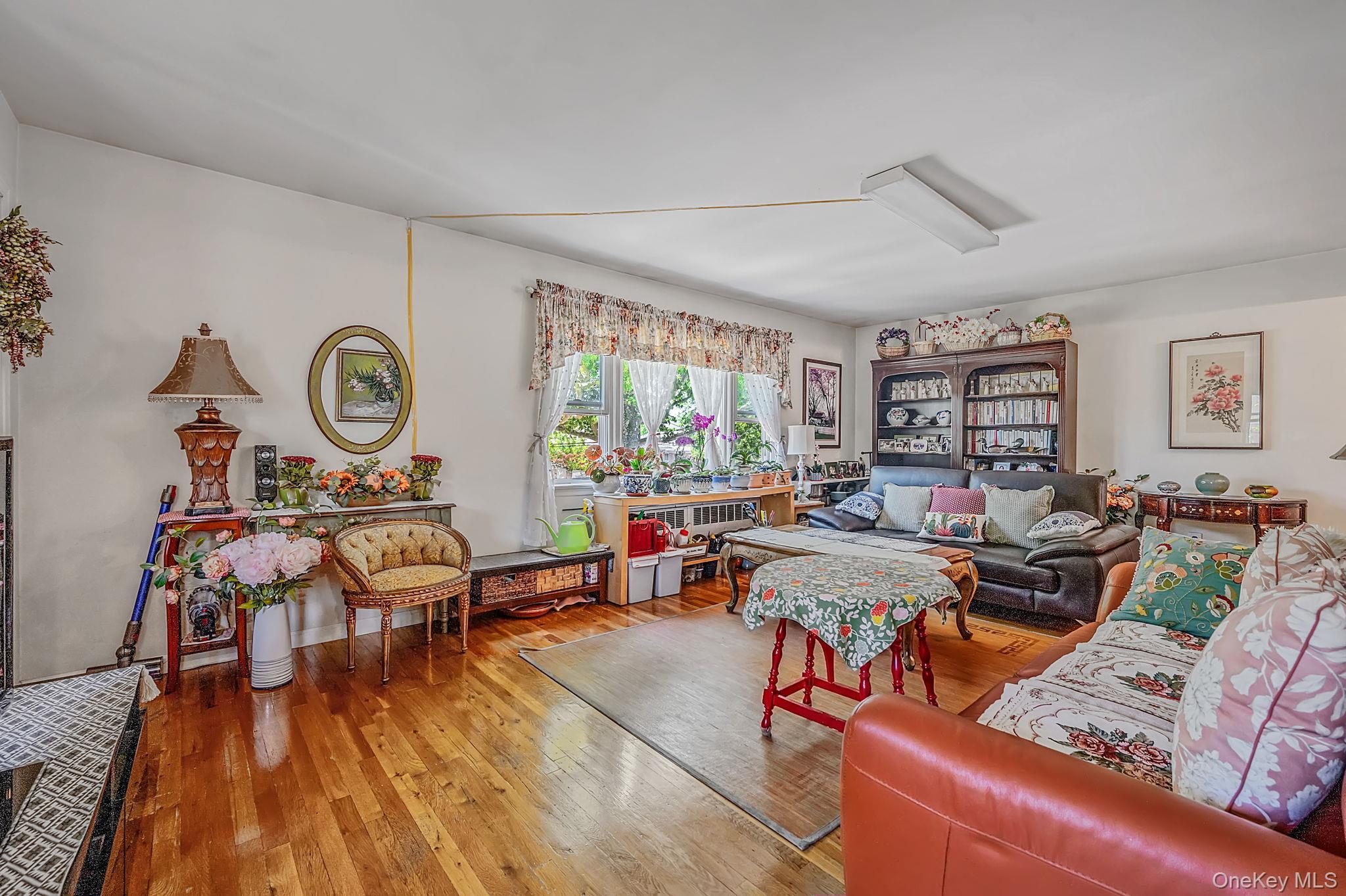Single Family 27th Avenue  Queens, NY 11354, MLS-1013162-25