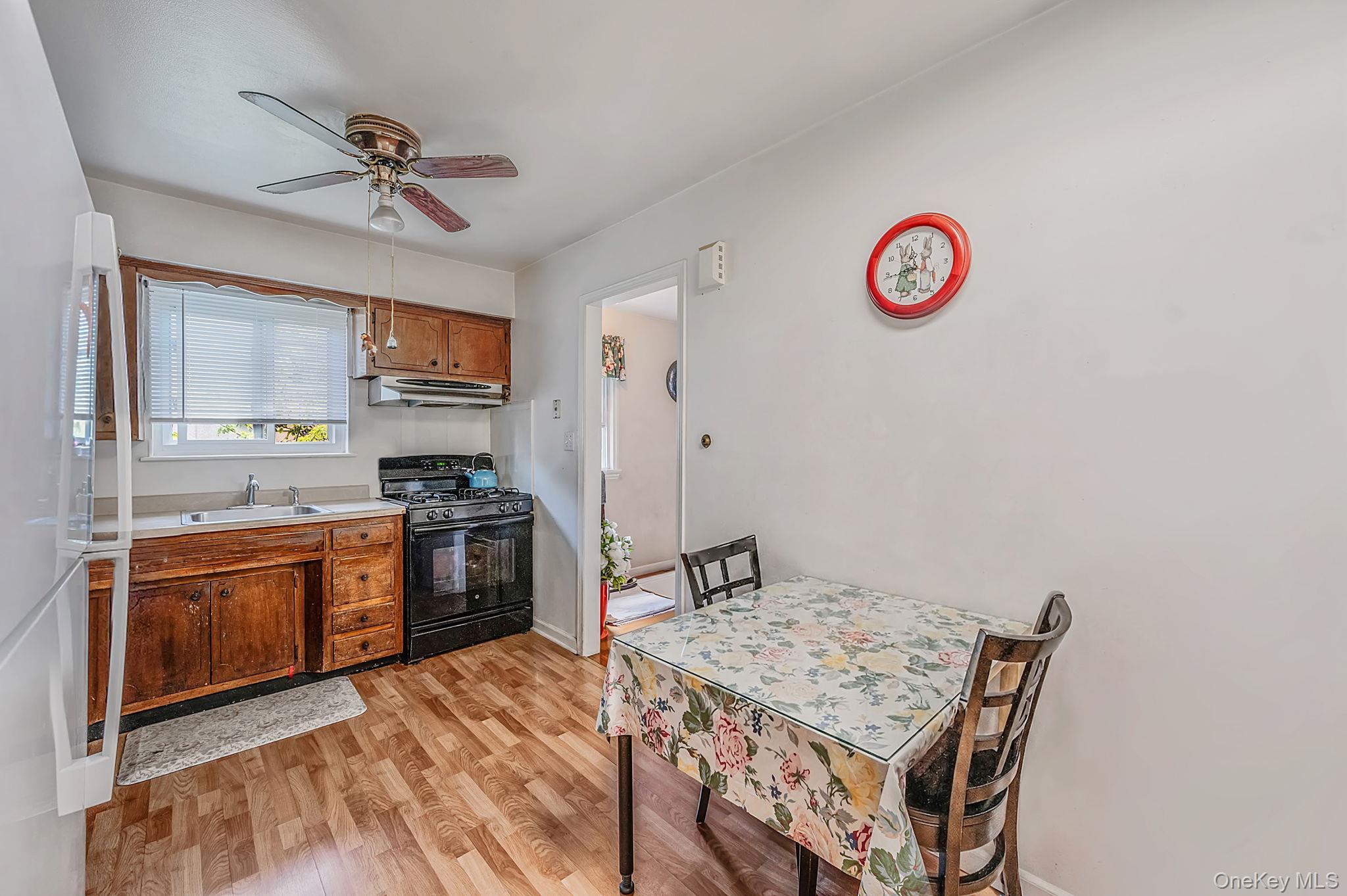Single Family 27th Avenue  Queens, NY 11354, MLS-1013162-31