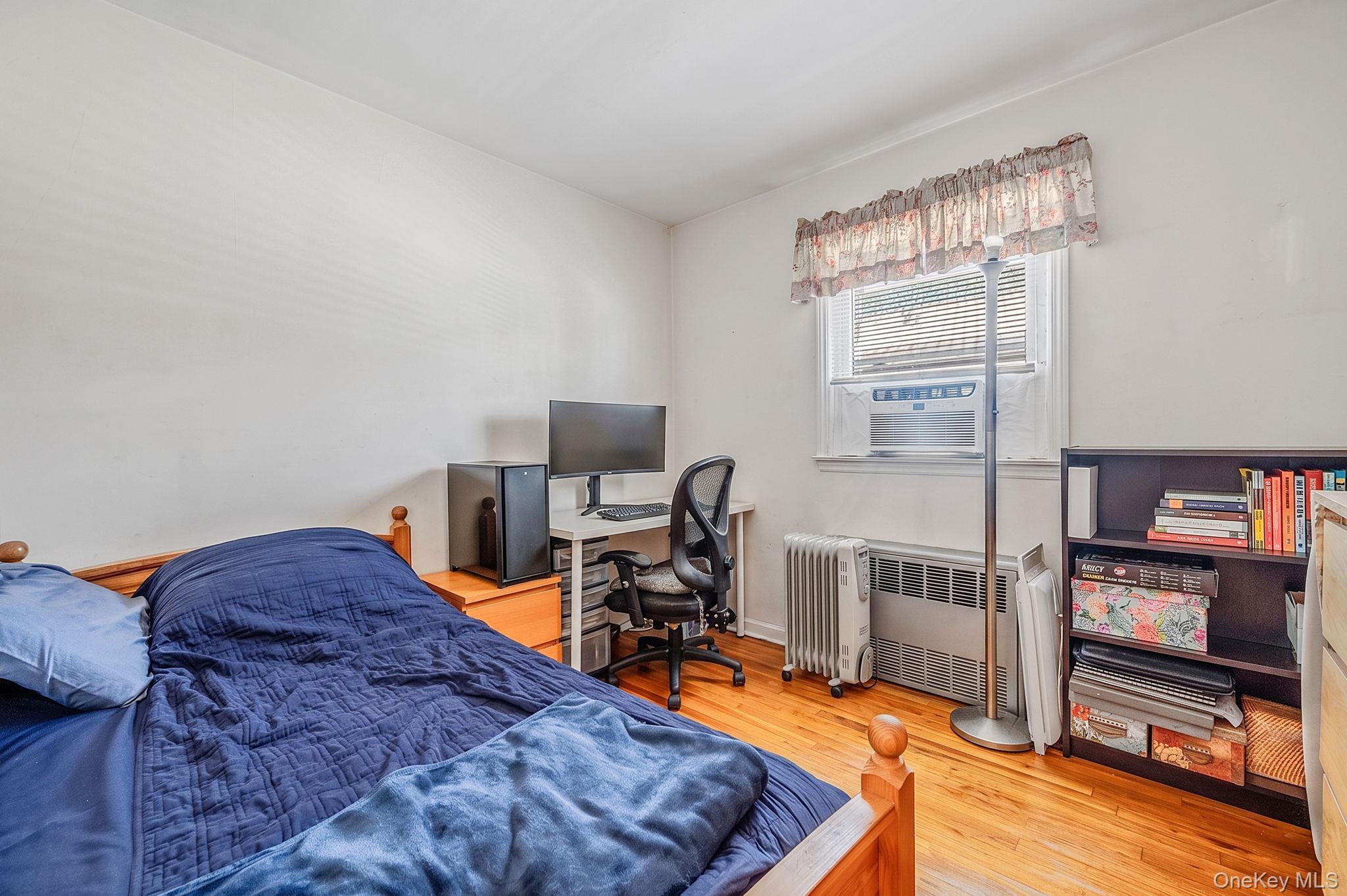 Single Family 27th Avenue  Queens, NY 11354, MLS-1013162-33