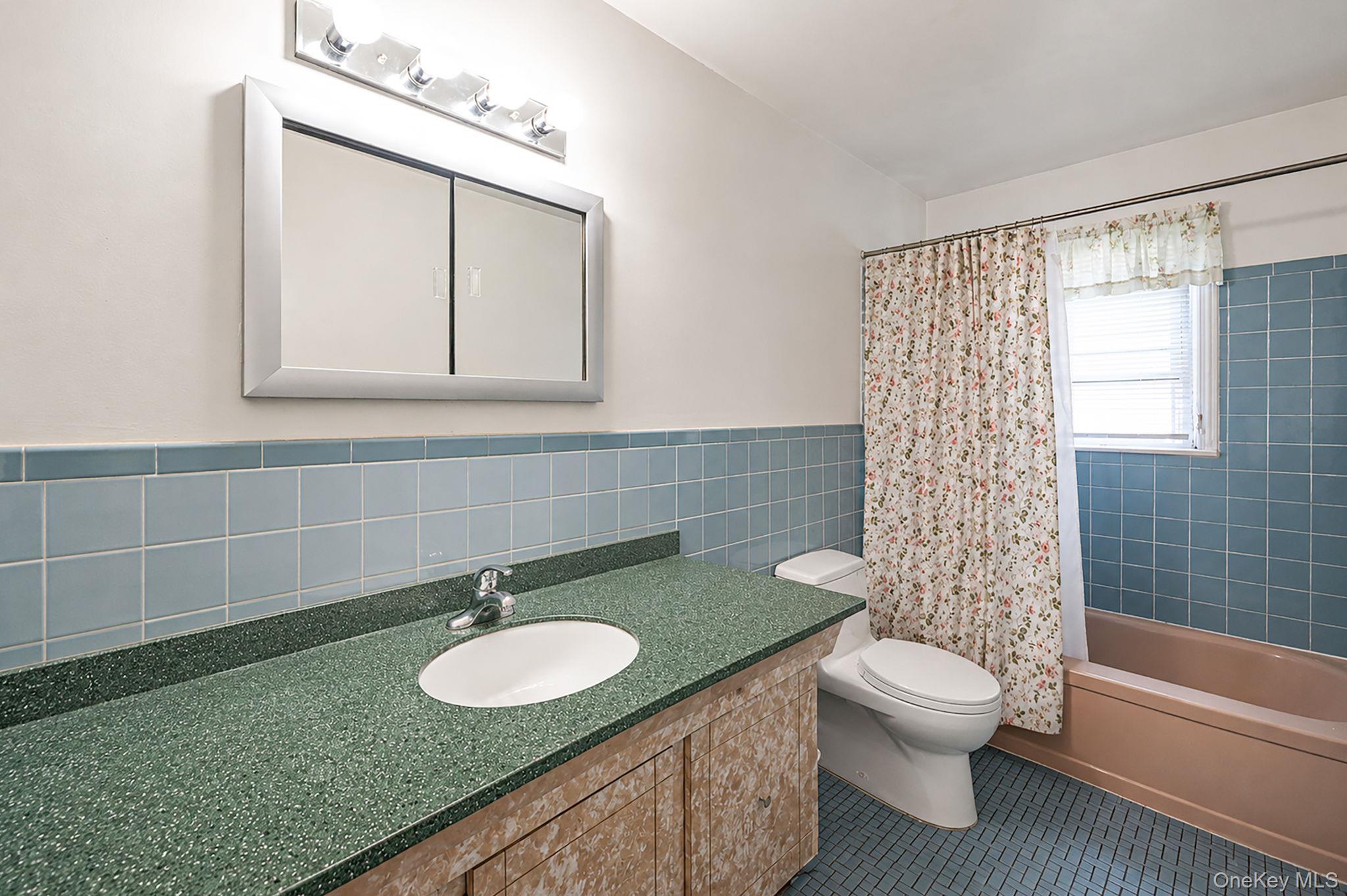 Single Family 27th Avenue  Queens, NY 11354, MLS-1013162-37