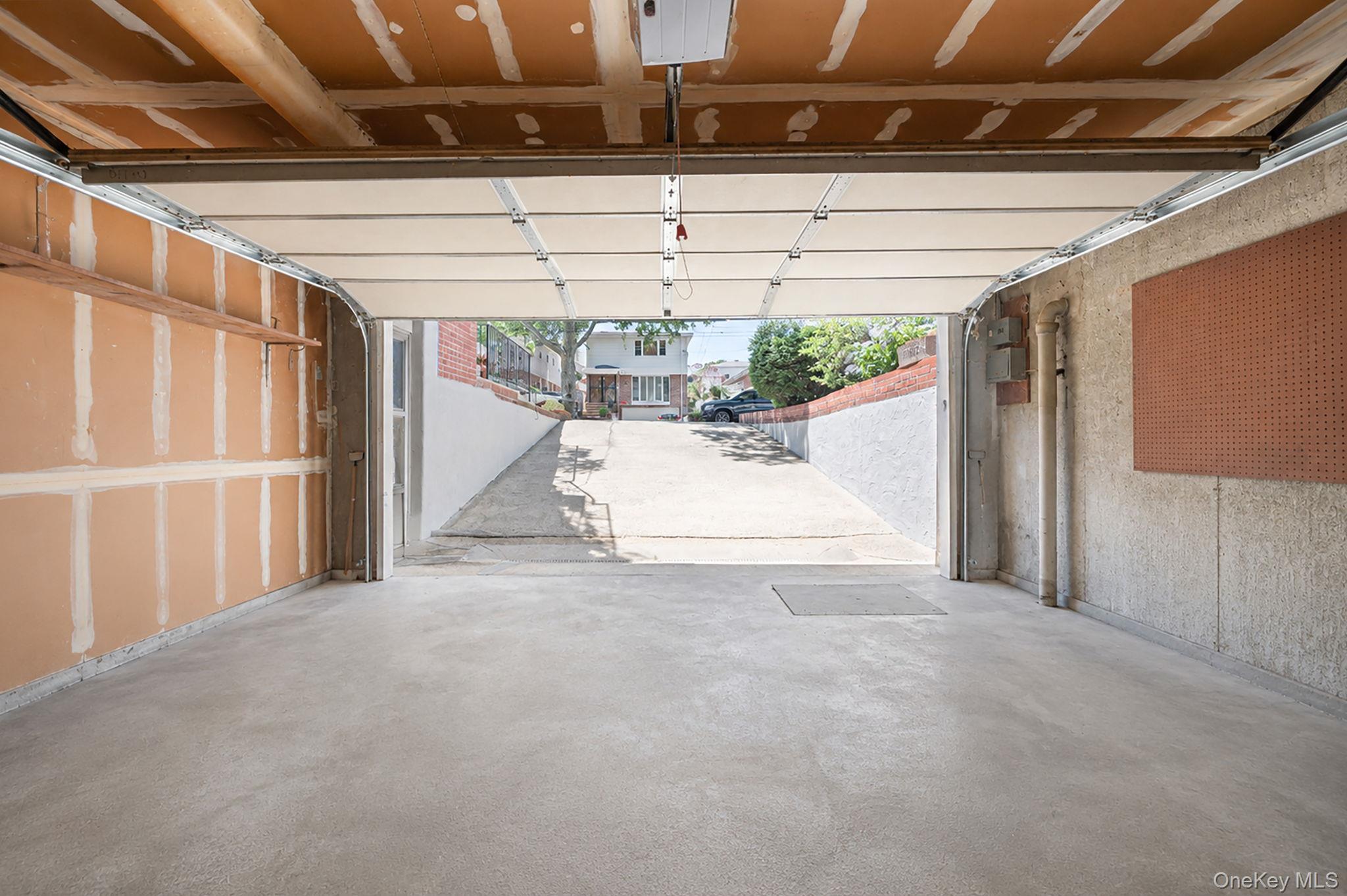 Single Family 27th Avenue  Queens, NY 11354, MLS-1013162-47