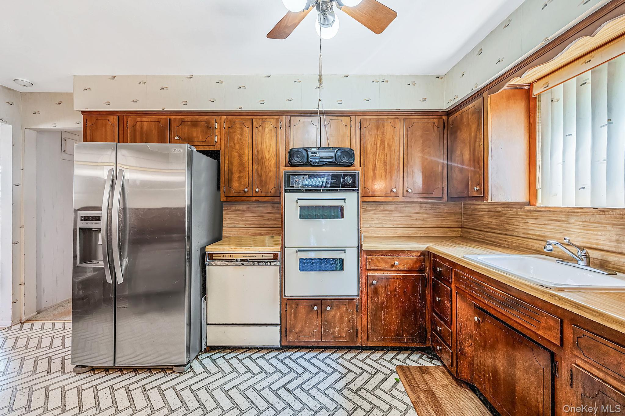 Single Family 27th Avenue  Queens, NY 11354, MLS-1013162-9