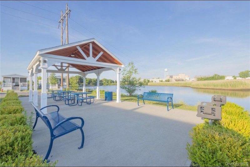Single Family Windward  Rockland County, NY 10980, MLS-1013171-11