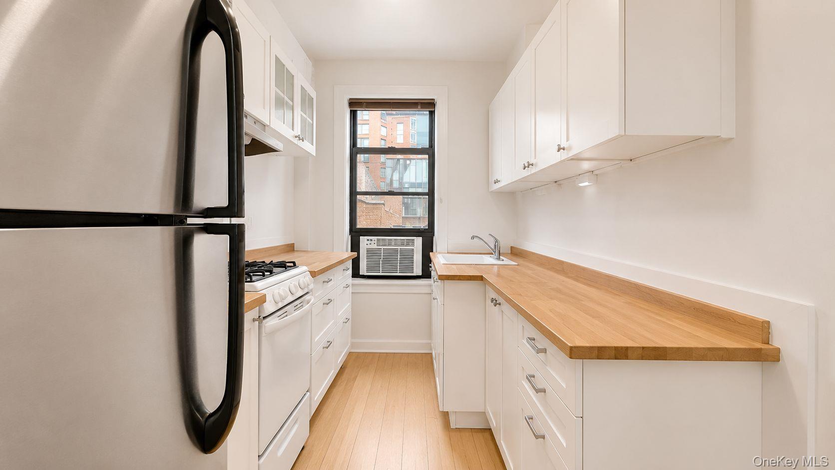 Coop W 105th Street Manhattan, NY 10025, MLS-1013173-14