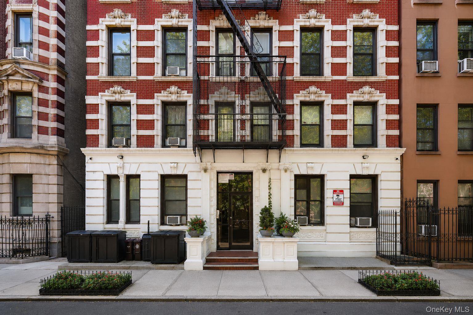 Coop W 105th Street Manhattan, NY 10025, MLS-1013173-2