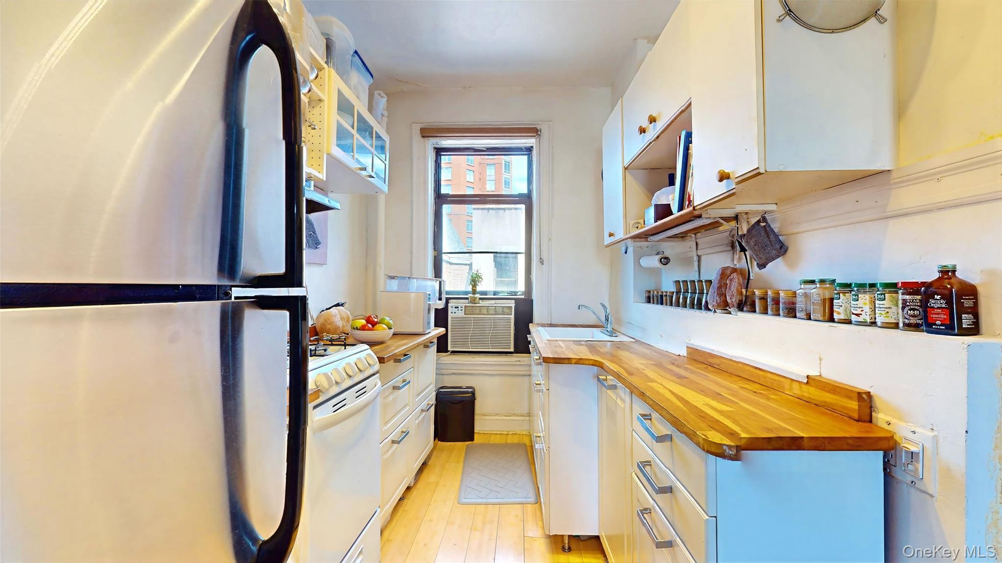 Coop W 105th Street Manhattan, NY 10025, MLS-1013173-25
