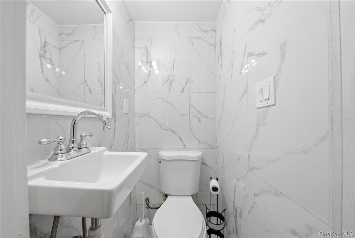 Single Family Defoe Queens, NY 11413, MLS-1013174-8