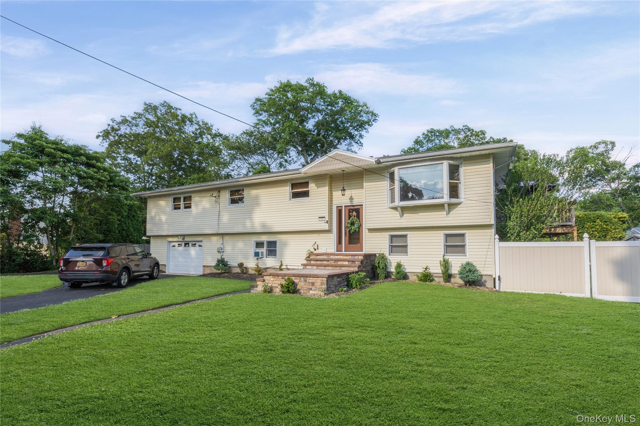 Single Family Brunswick Road Suffolk County, NY 11779, MLS-1013178-3