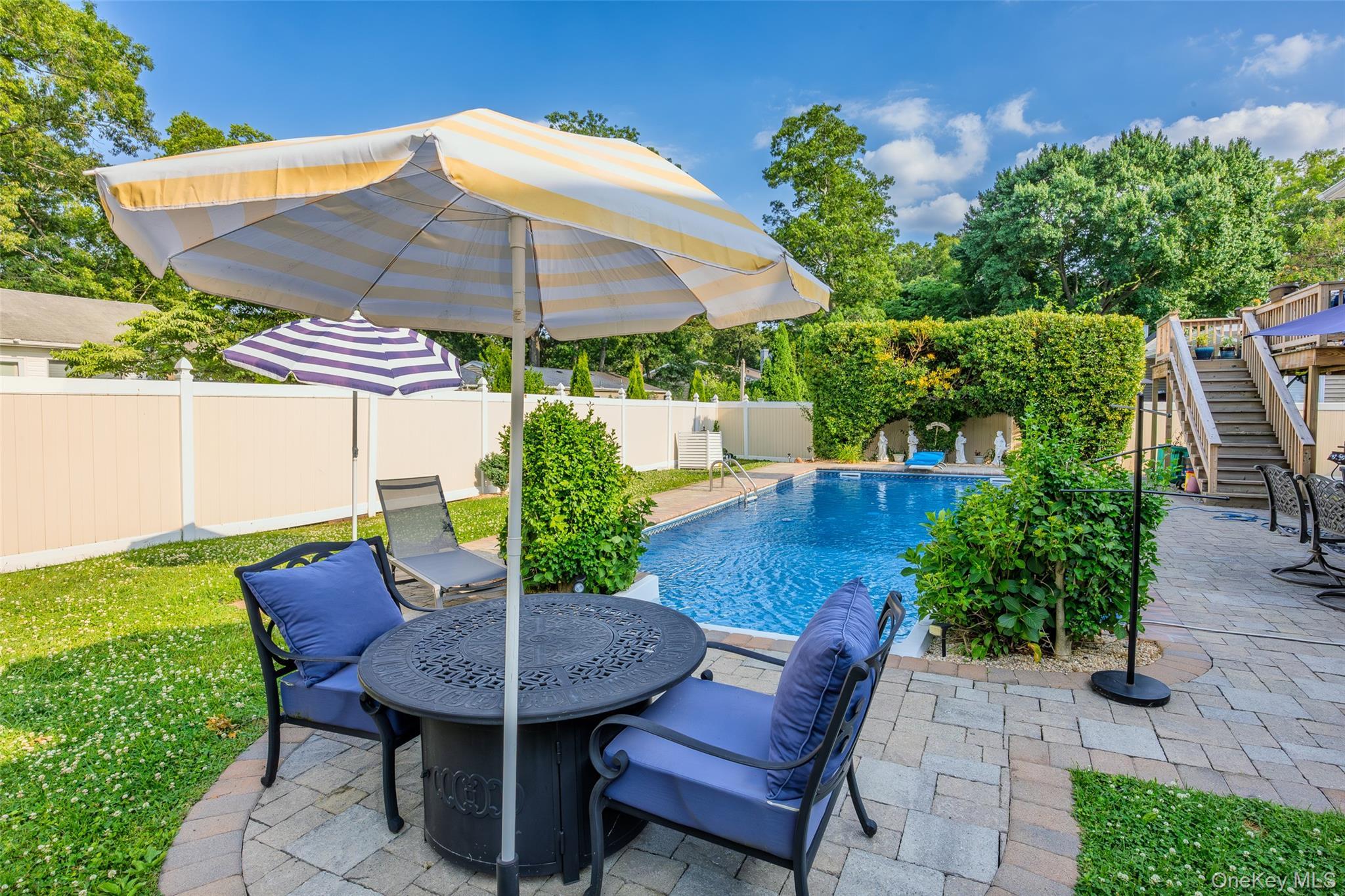 Single Family Brunswick Road Suffolk County, NY 11779, MLS-1013178-33