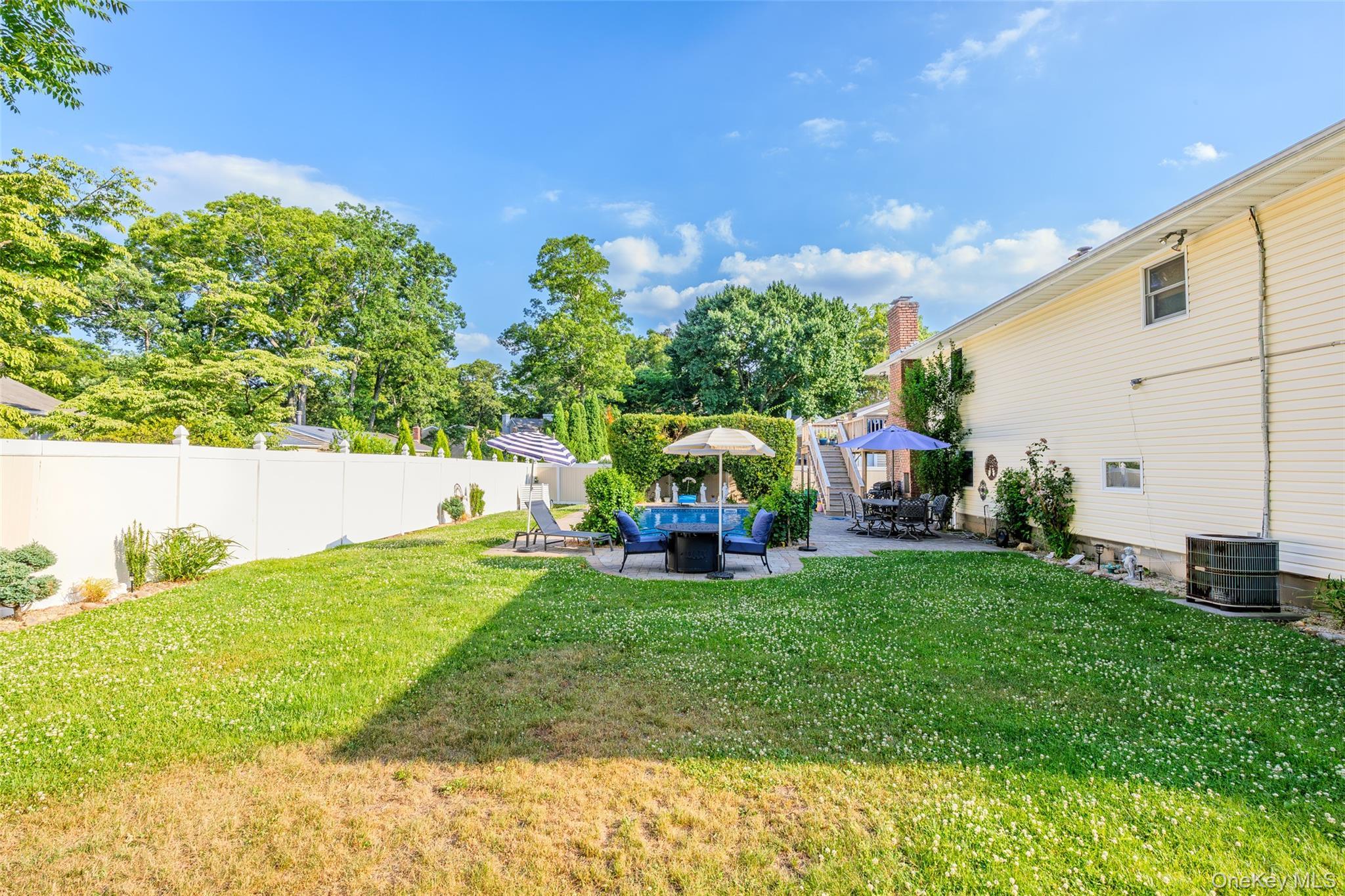 Single Family Brunswick Road Suffolk County, NY 11779, MLS-1013178-40