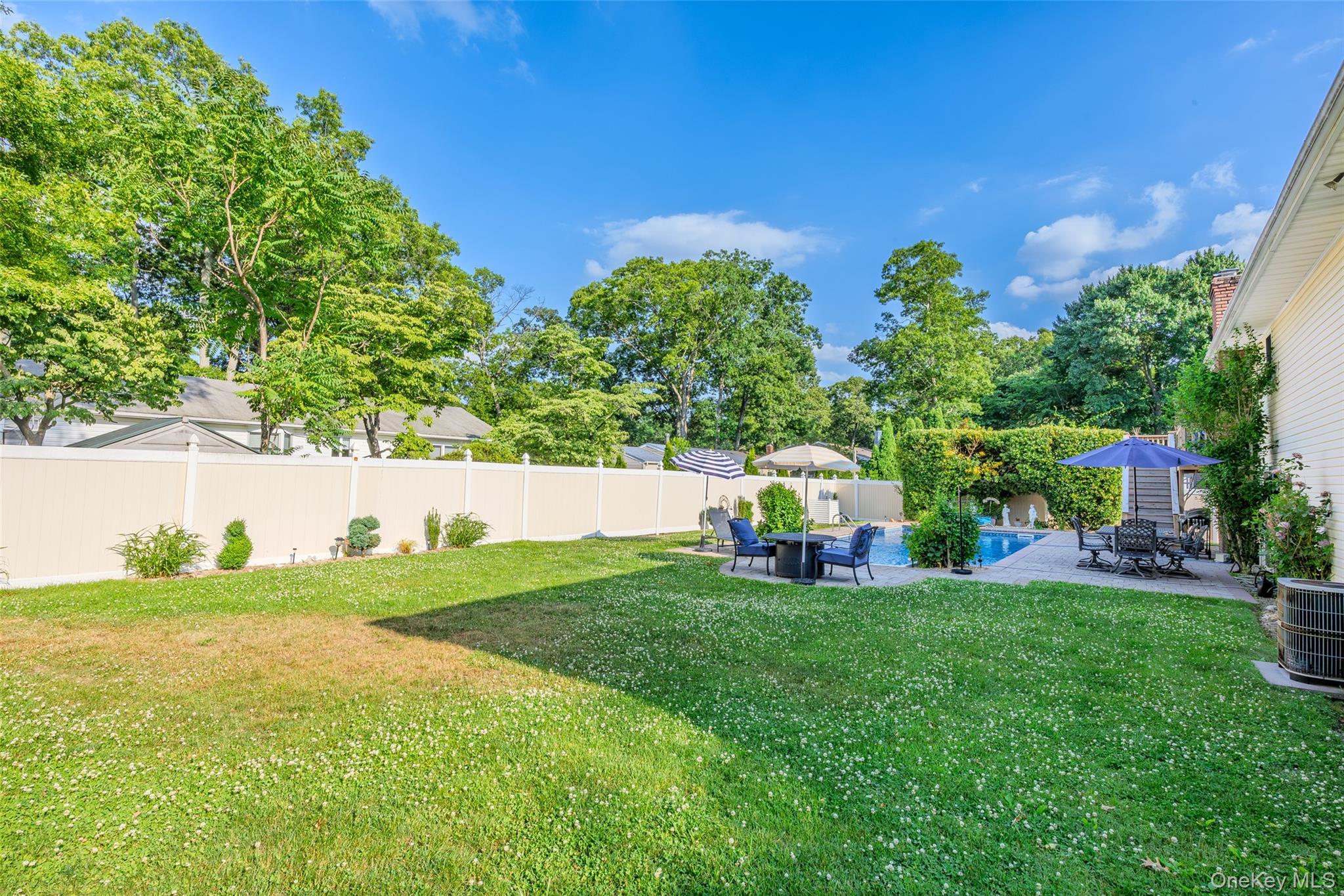 Single Family Brunswick Road Suffolk County, NY 11779, MLS-1013178-41