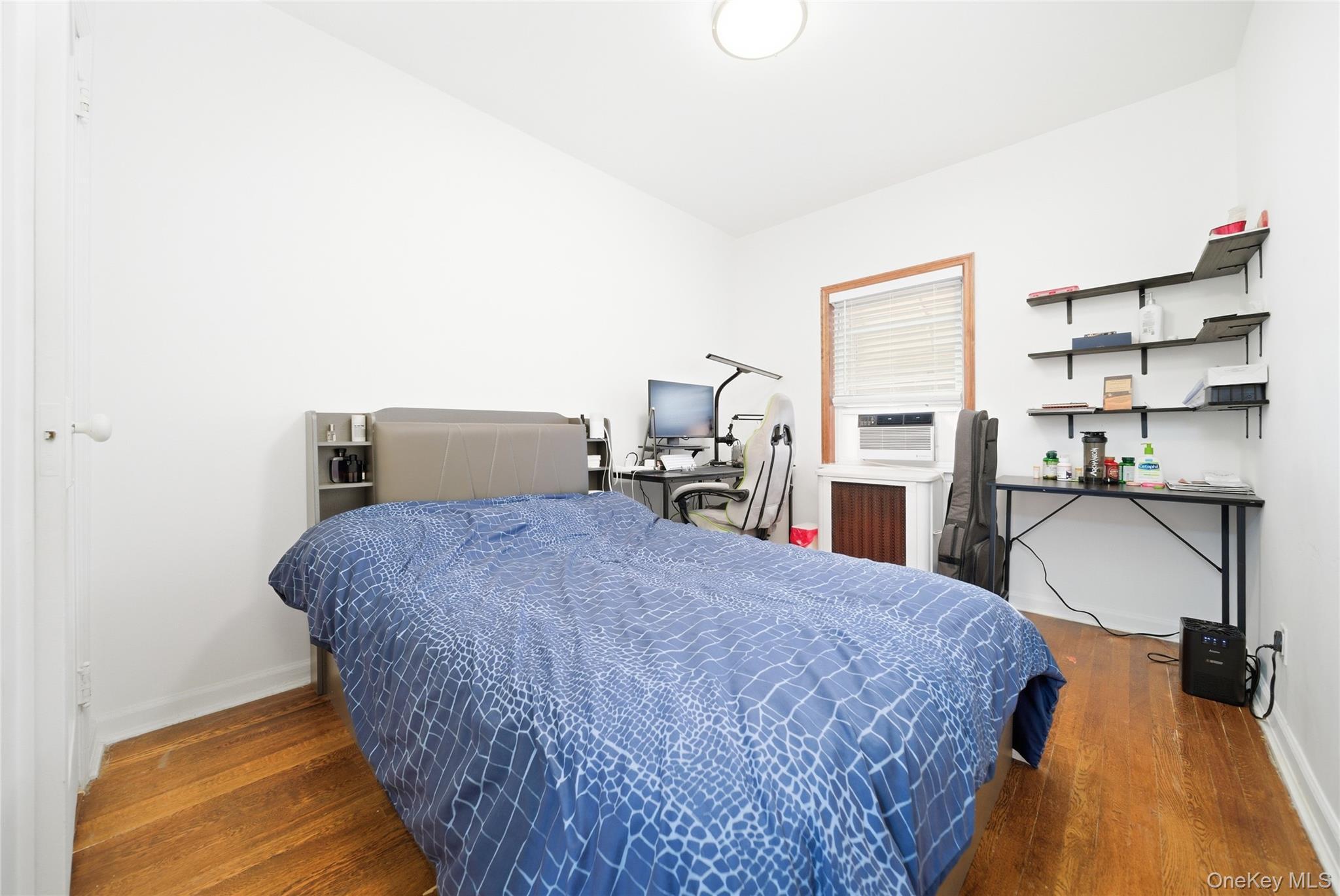 Single Family 62nd Street Queens, NY 11378, MLS-1013189-10