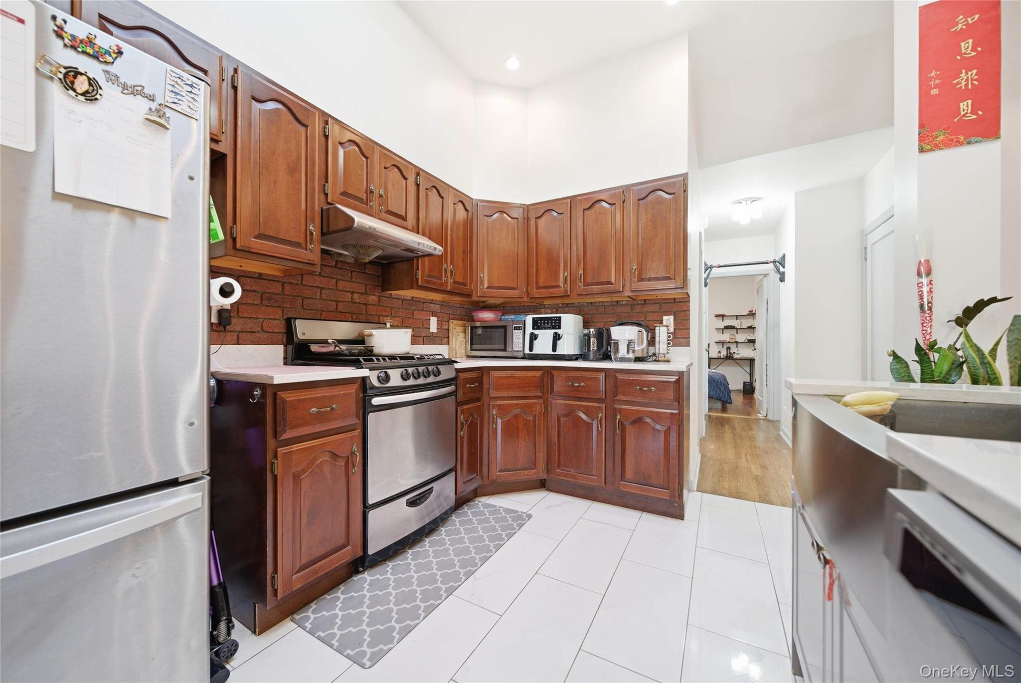 Single Family 62nd Street Queens, NY 11378, MLS-1013189-8