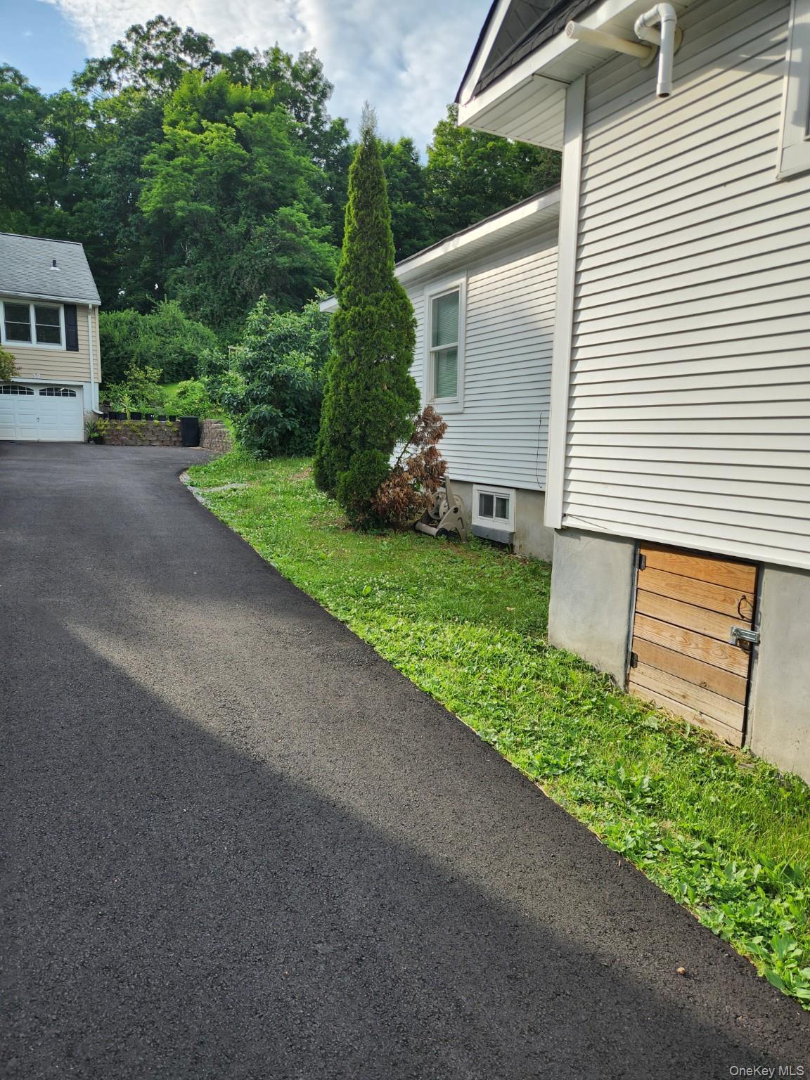 Single Family Hamilton Avenue Rockland County, NY 10974, MLS-1013247-16