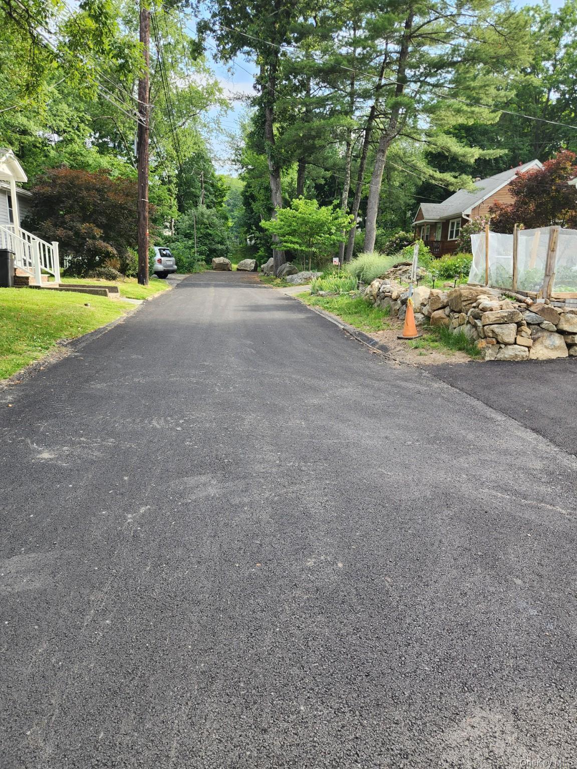 Single Family Hamilton Avenue Rockland County, NY 10974, MLS-1013247-21