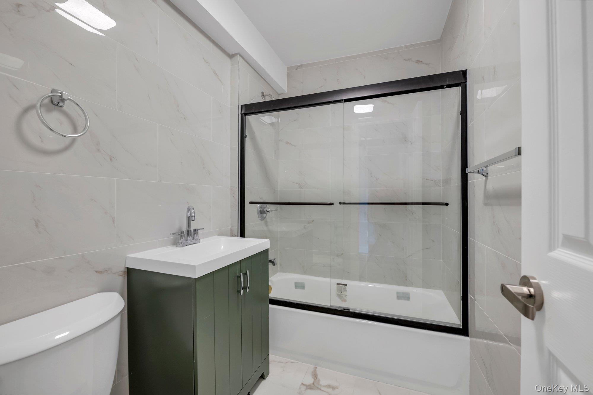 Single Family Lacombe Avenue  Bronx, NY 10473, MLS-1013263-15