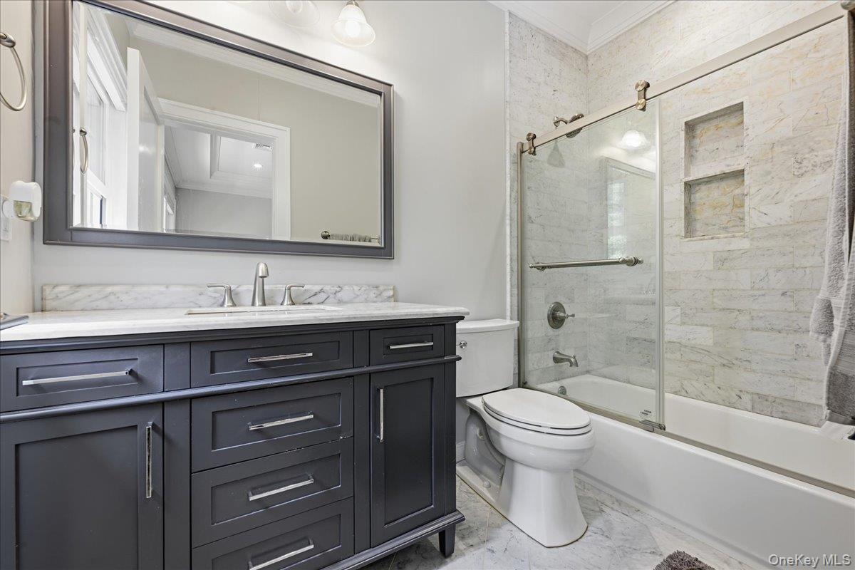 Single Family Preston Lane  Suffolk County, NY 11733, MLS-1013267-33