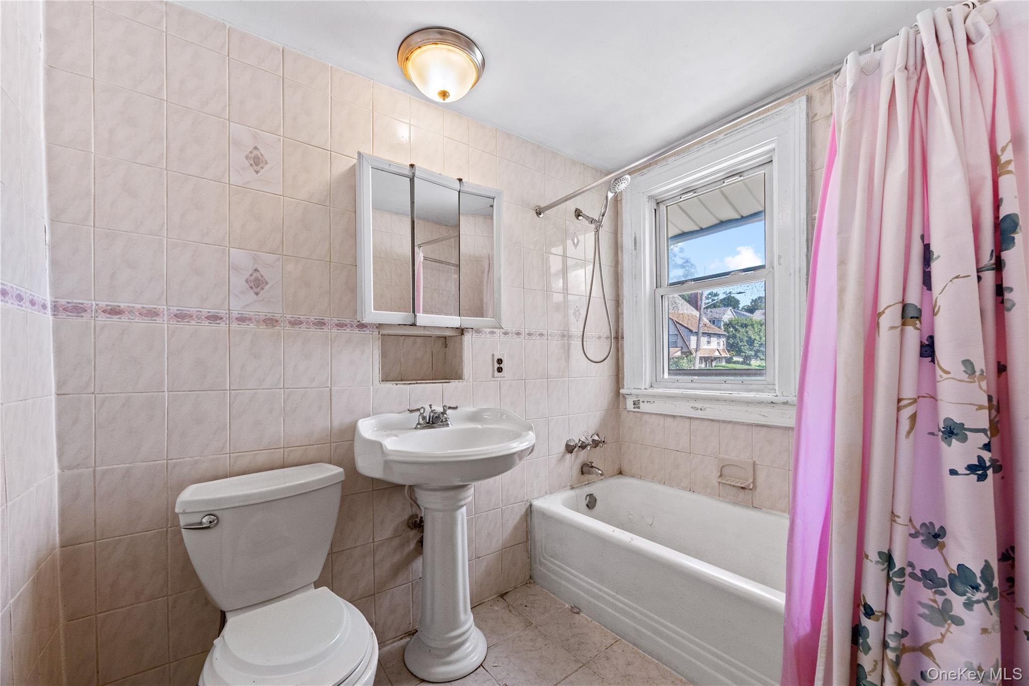 Single Family Midland Avenue Westchester County, NY 10606, MLS-1013277-16