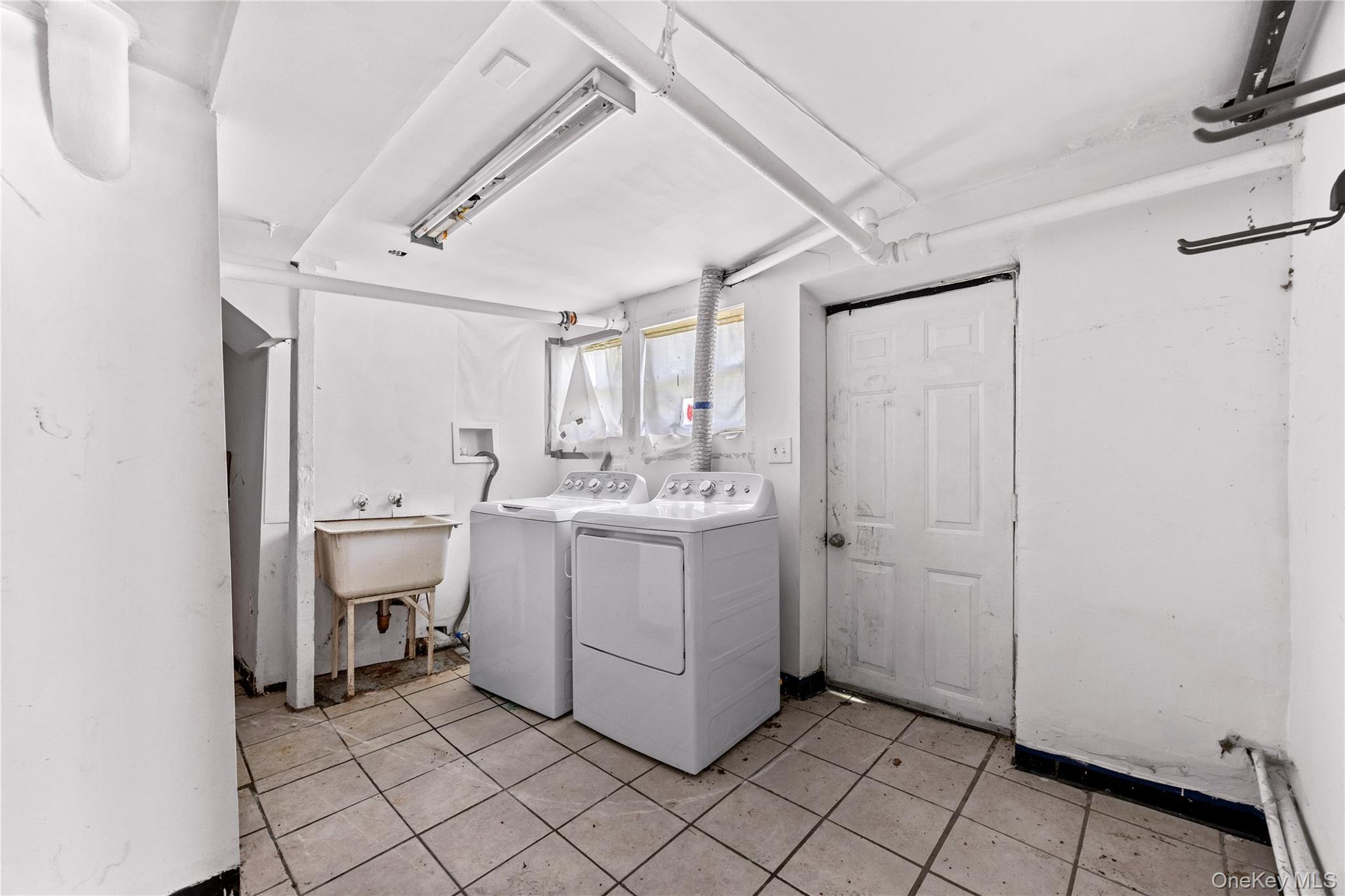 Single Family Midland Avenue Westchester County, NY 10606, MLS-1013277-23