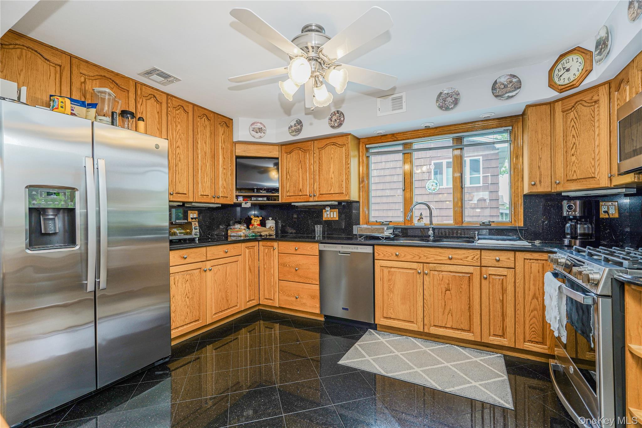 Single Family Bennett Avenue Staten Island, NY 10312, MLS-1013305-14