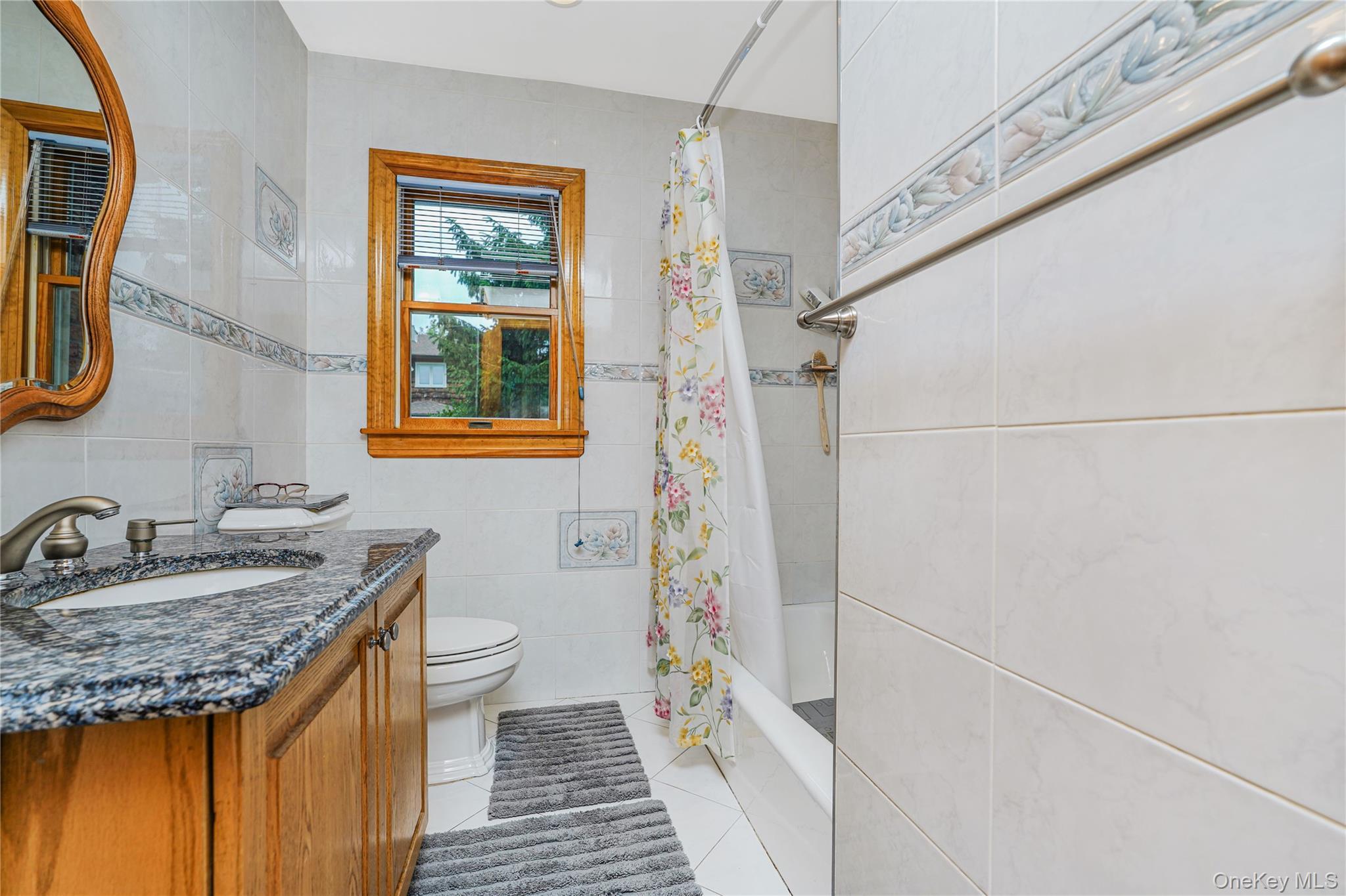 Single Family Bennett Avenue Staten Island, NY 10312, MLS-1013305-16