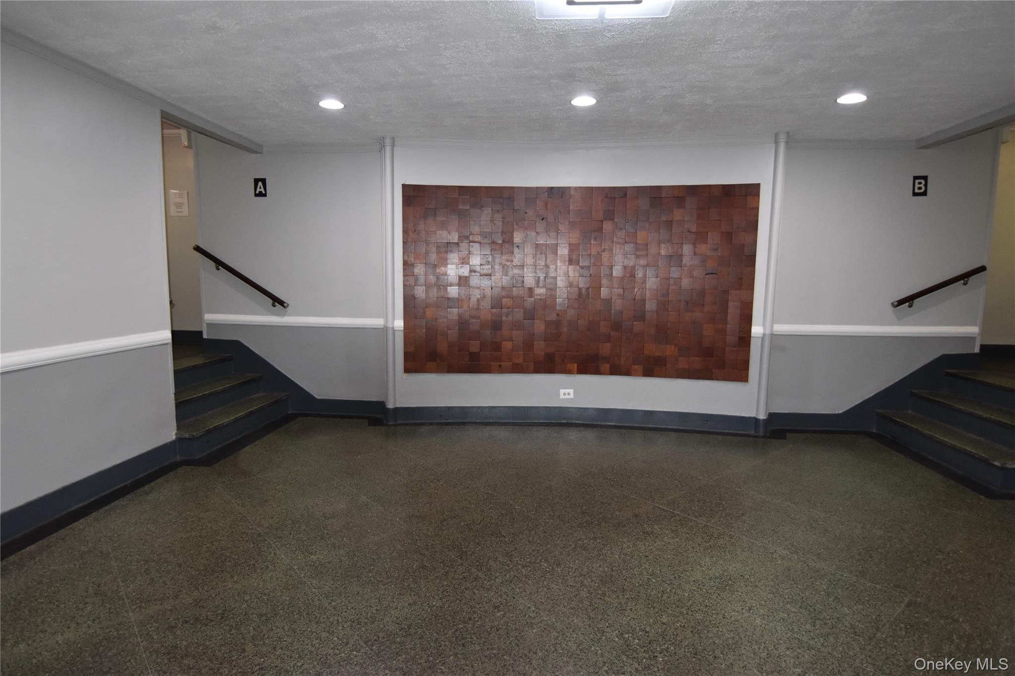 Coop 65th Avenue  Queens, NY 11375, MLS-1013324-16