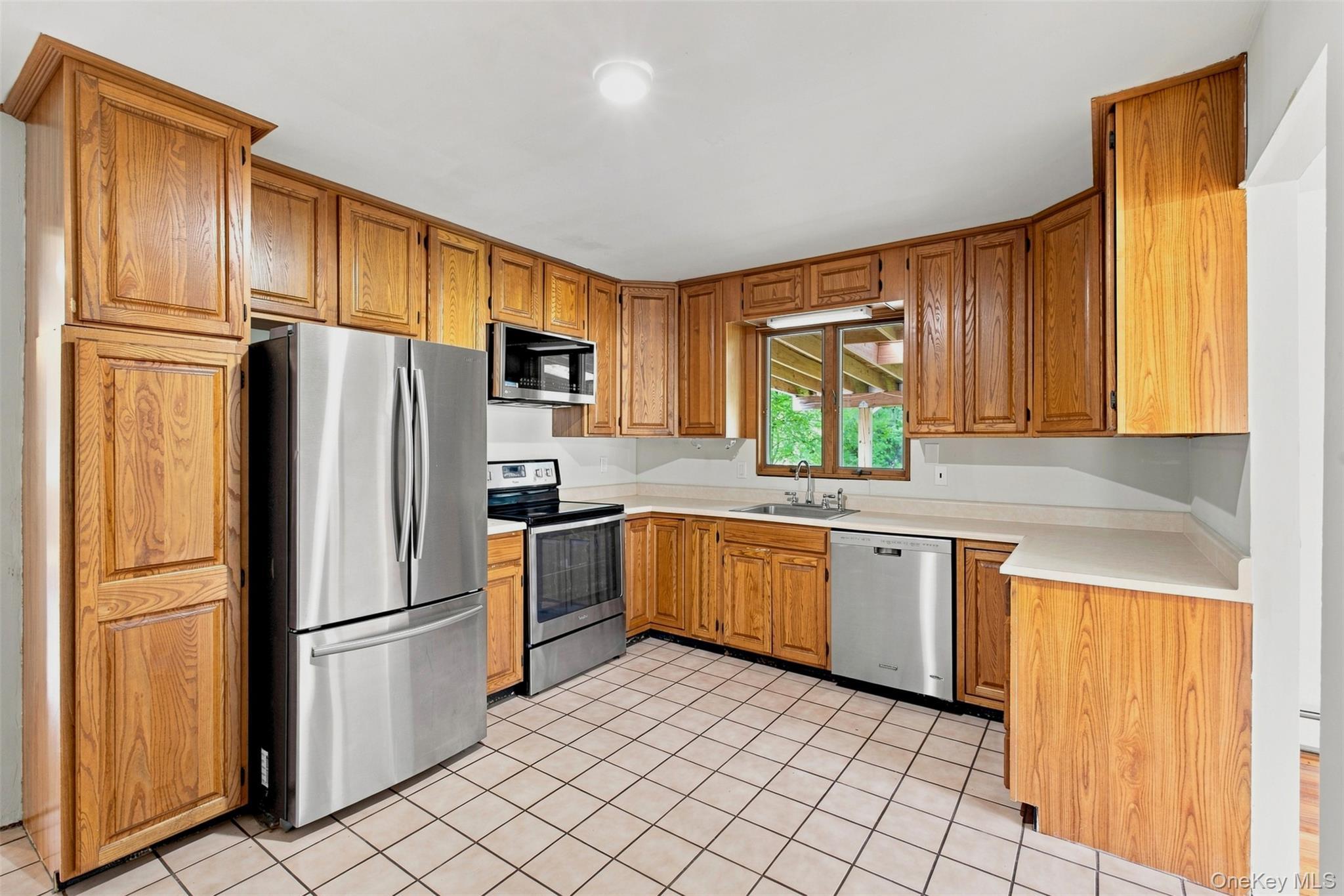 Single Family Tanya Lane Putnam County, NY 10541, MLS-1013337-12