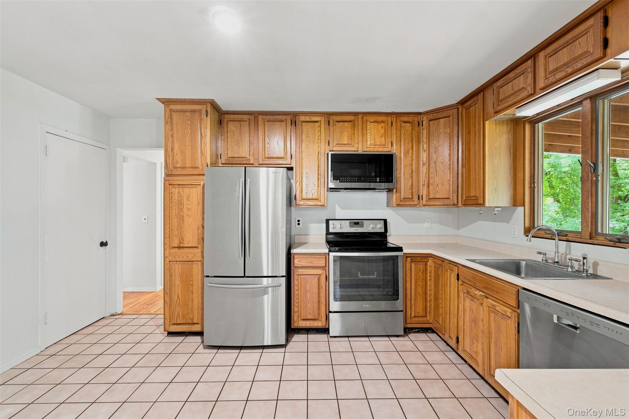 Single Family Tanya Lane Putnam County, NY 10541, MLS-1013337-15