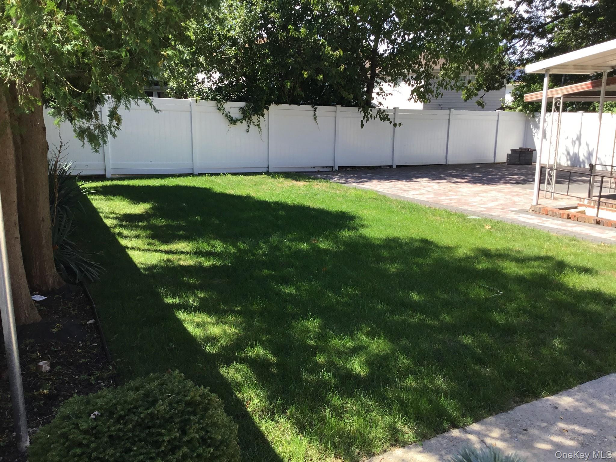Single Family Clermont Pl Staten Island, NY 10314, MLS-1013363-3