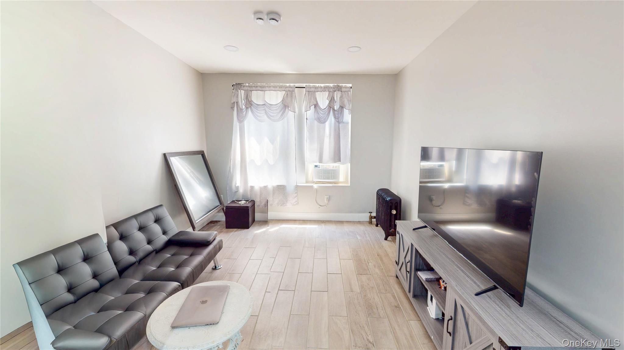 Single Family Warwick Brooklyn, NY 11207, MLS-1013379-10