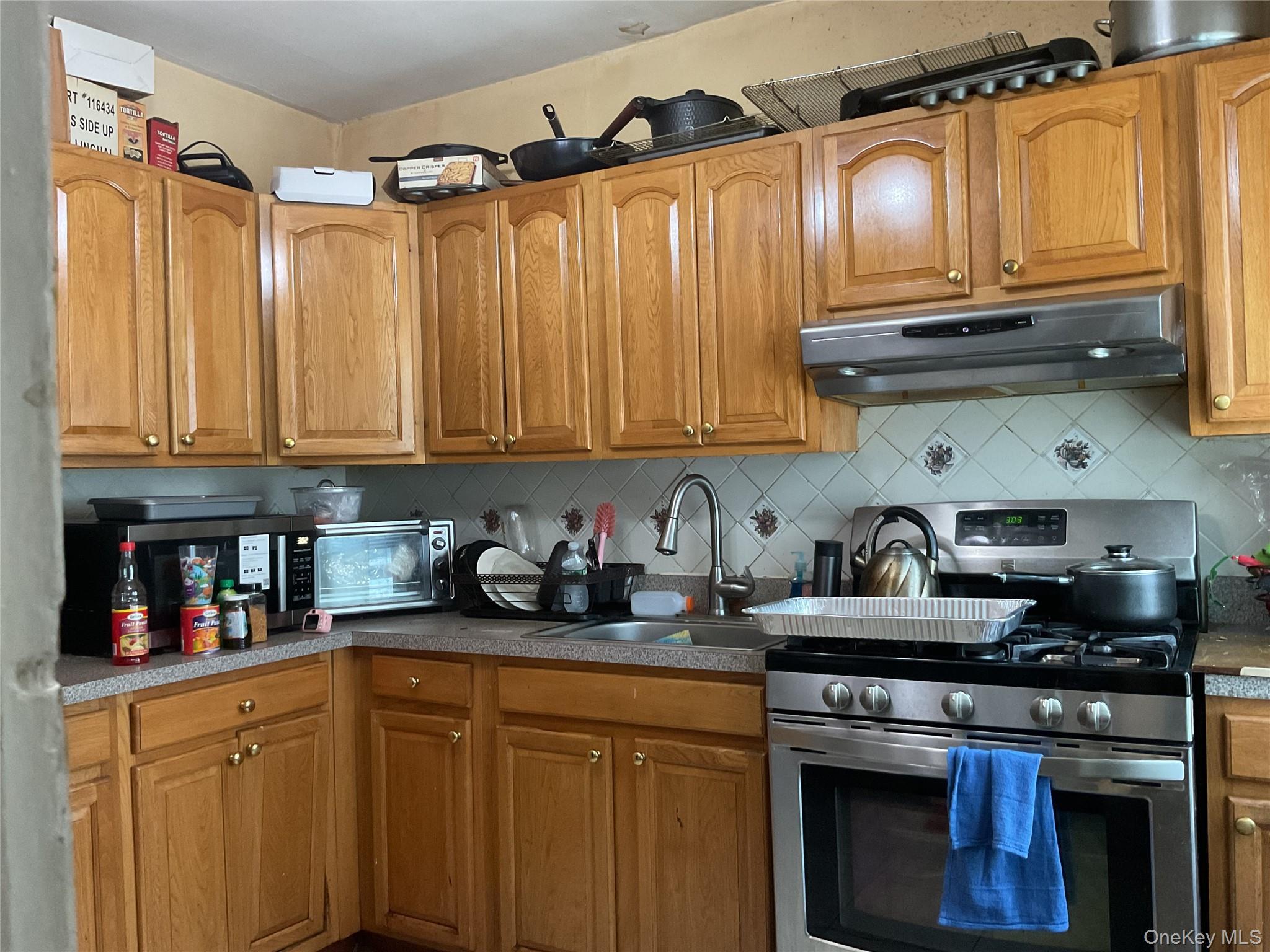 Single Family 213th Street  Queens, NY 11429, MLS-1013408-7