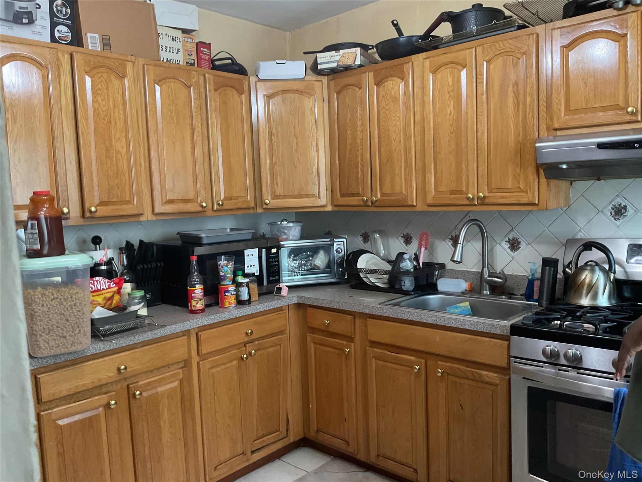 Single Family 213th Street  Queens, NY 11429, MLS-1013408-8