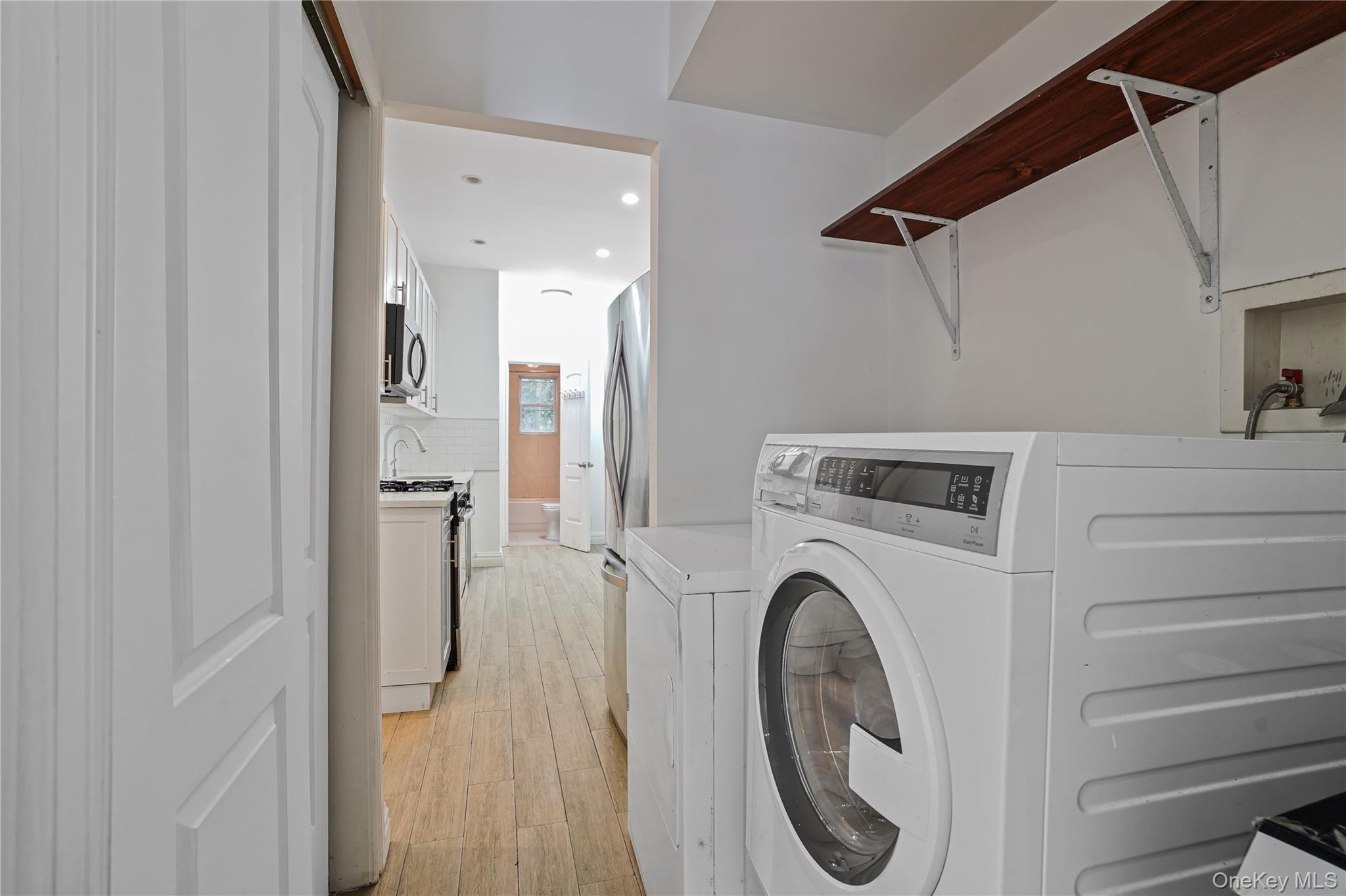 Single Family Hemlock Brooklyn, NY 11208, MLS-1013422-14