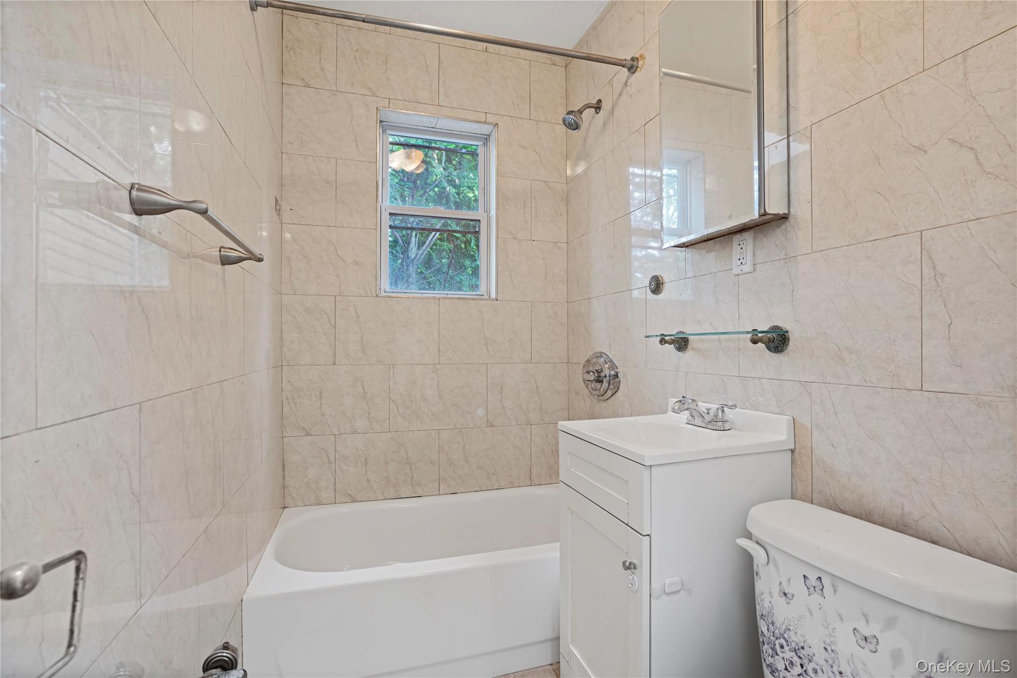 Single Family Hemlock Brooklyn, NY 11208, MLS-1013422-18