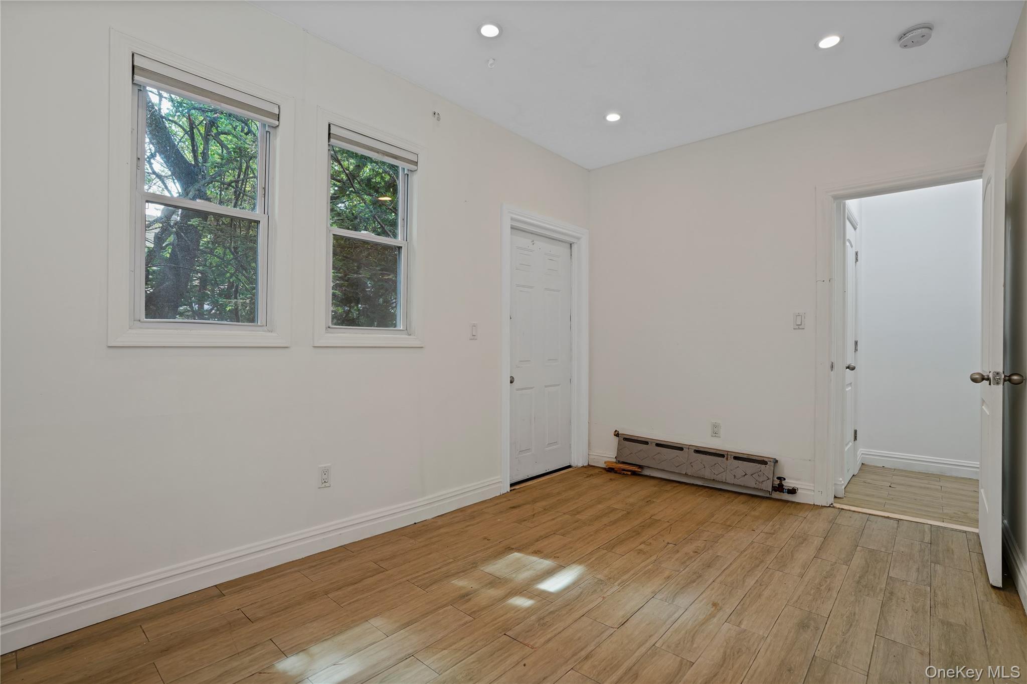 Single Family Hemlock Brooklyn, NY 11208, MLS-1013422-8