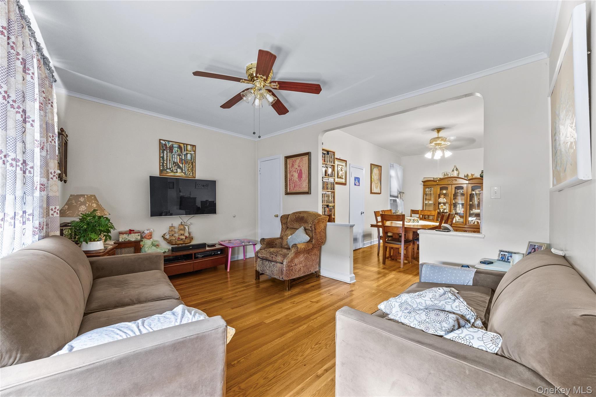 Single Family Muliner Avenue Bronx, NY 10462, MLS-1013426-15
