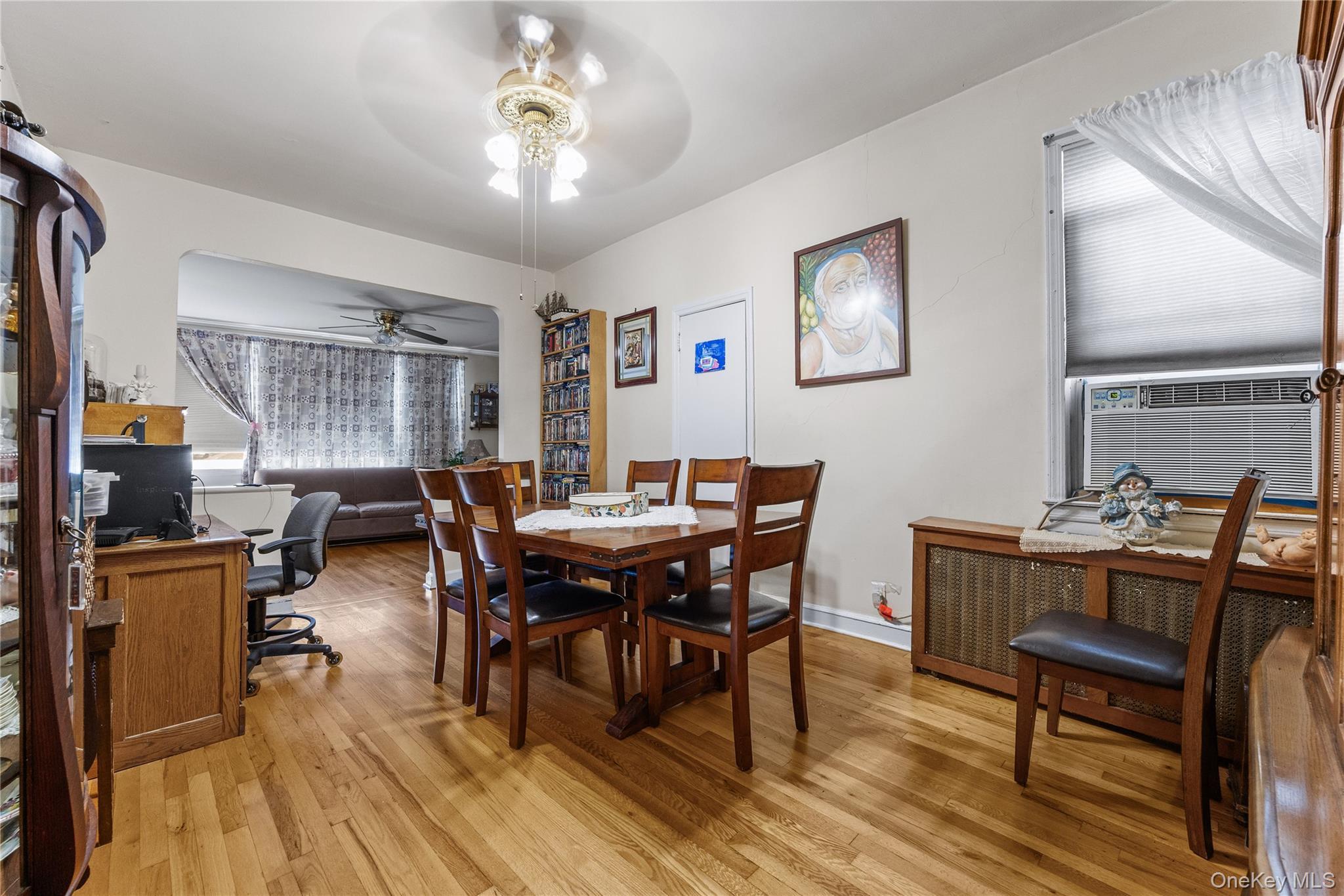 Single Family Muliner Avenue Bronx, NY 10462, MLS-1013426-16